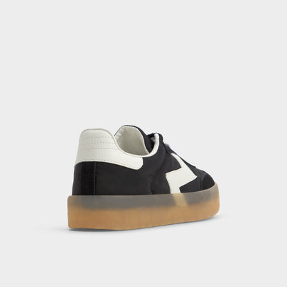 Retrostep Black Women's Low top sneakers - Low top sneaker - Black