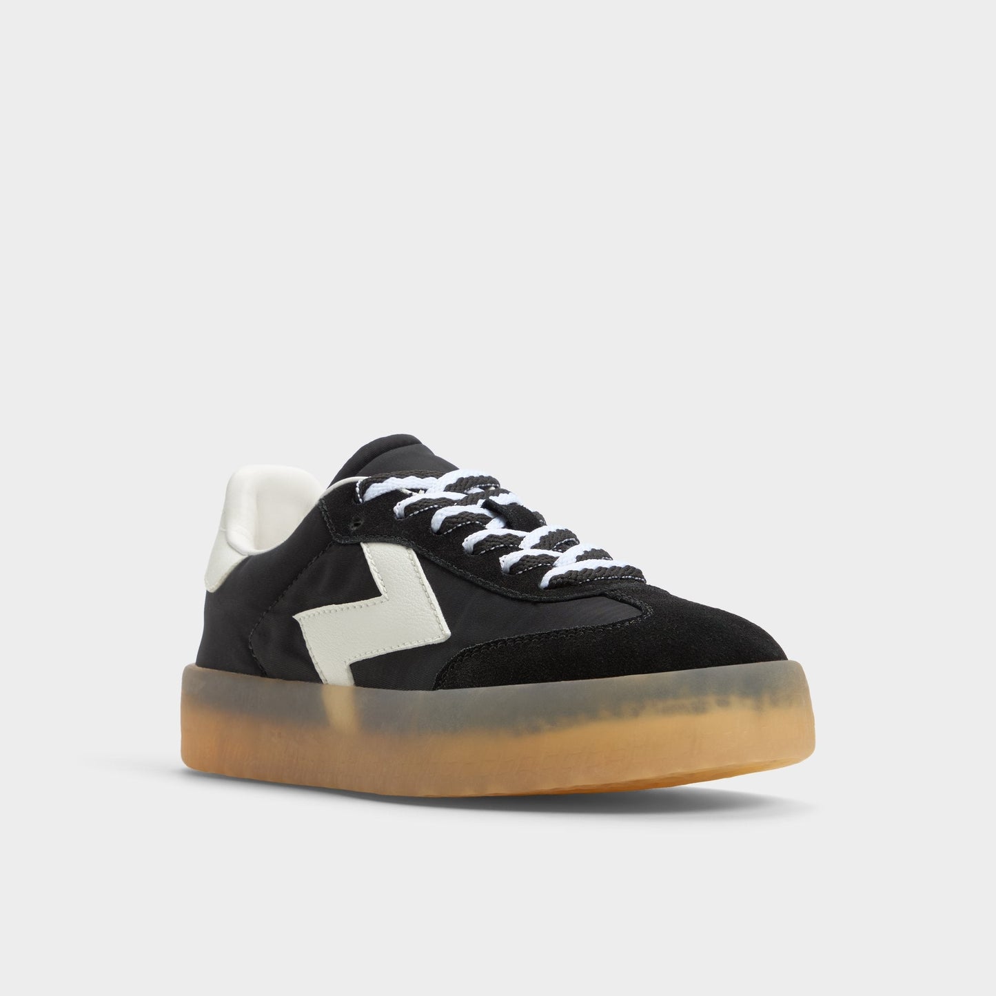 Retrostep Black Women's Low top sneakers - Low top sneaker - Black