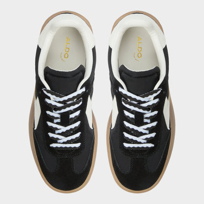 Retrostep Black Women's Low top sneakers - Low top sneaker - Black