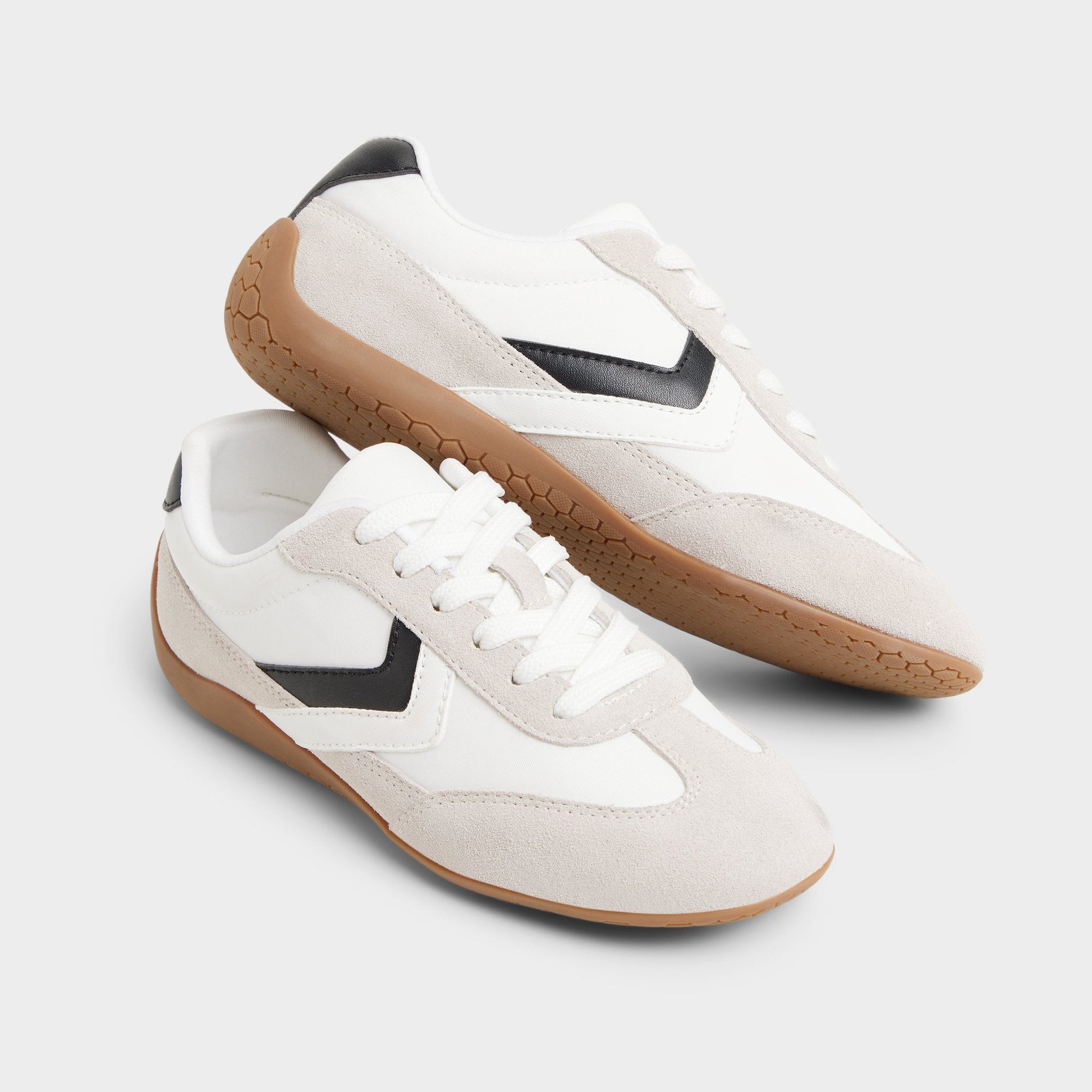 Coolchic White/Grey Women's Low top sneakers - Jogger sneaker - White/grey