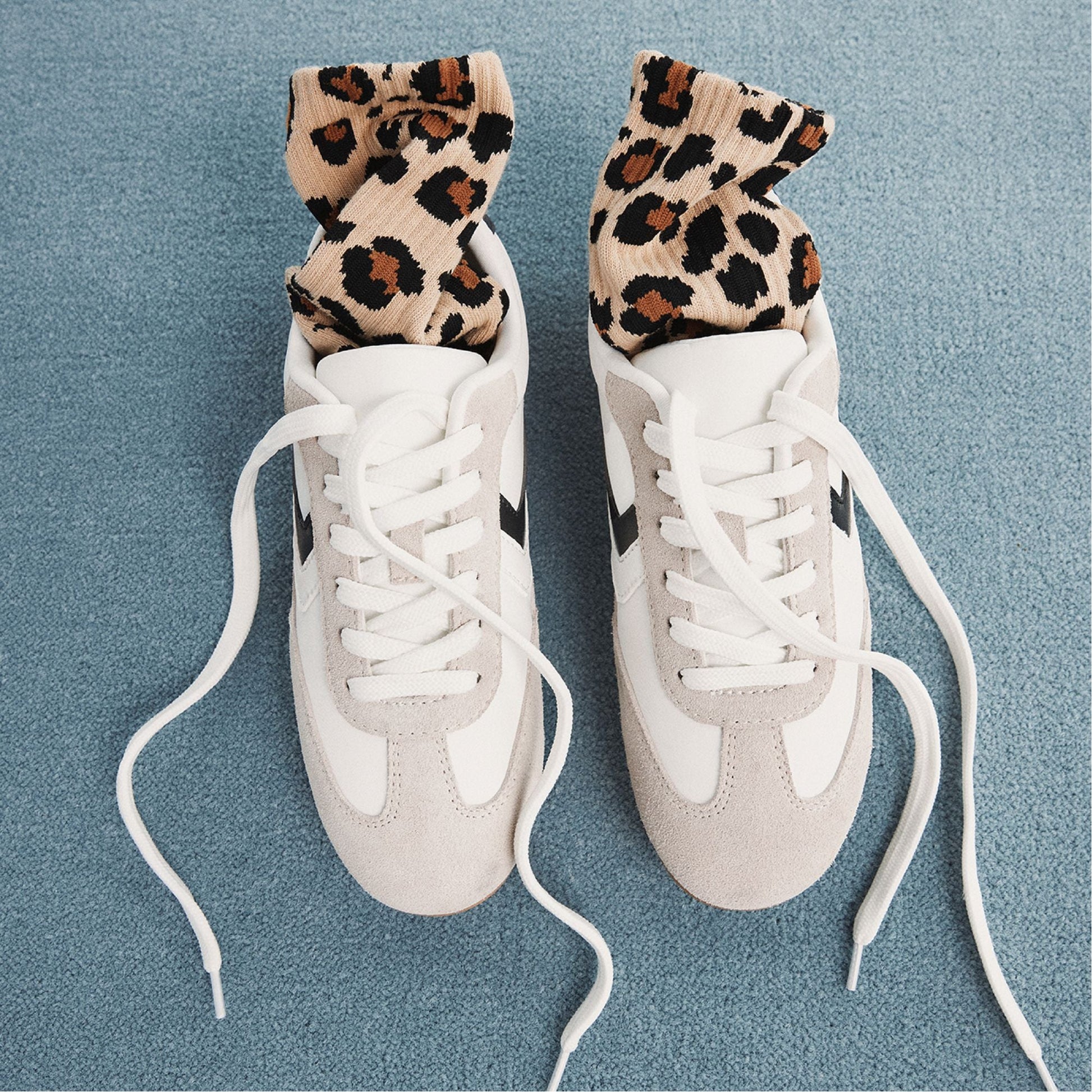Coolchic White/Grey Women's Low top sneakers - Jogger sneaker - White/grey