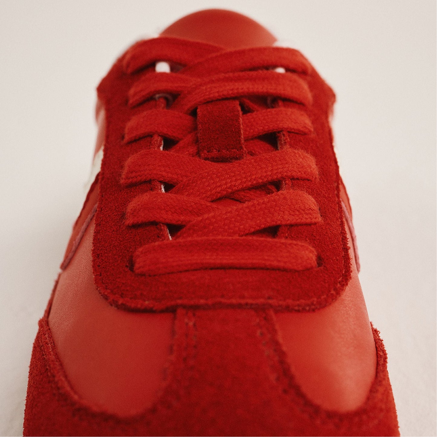 Coolchic in Open Red - Jogger sneaker - Open Red