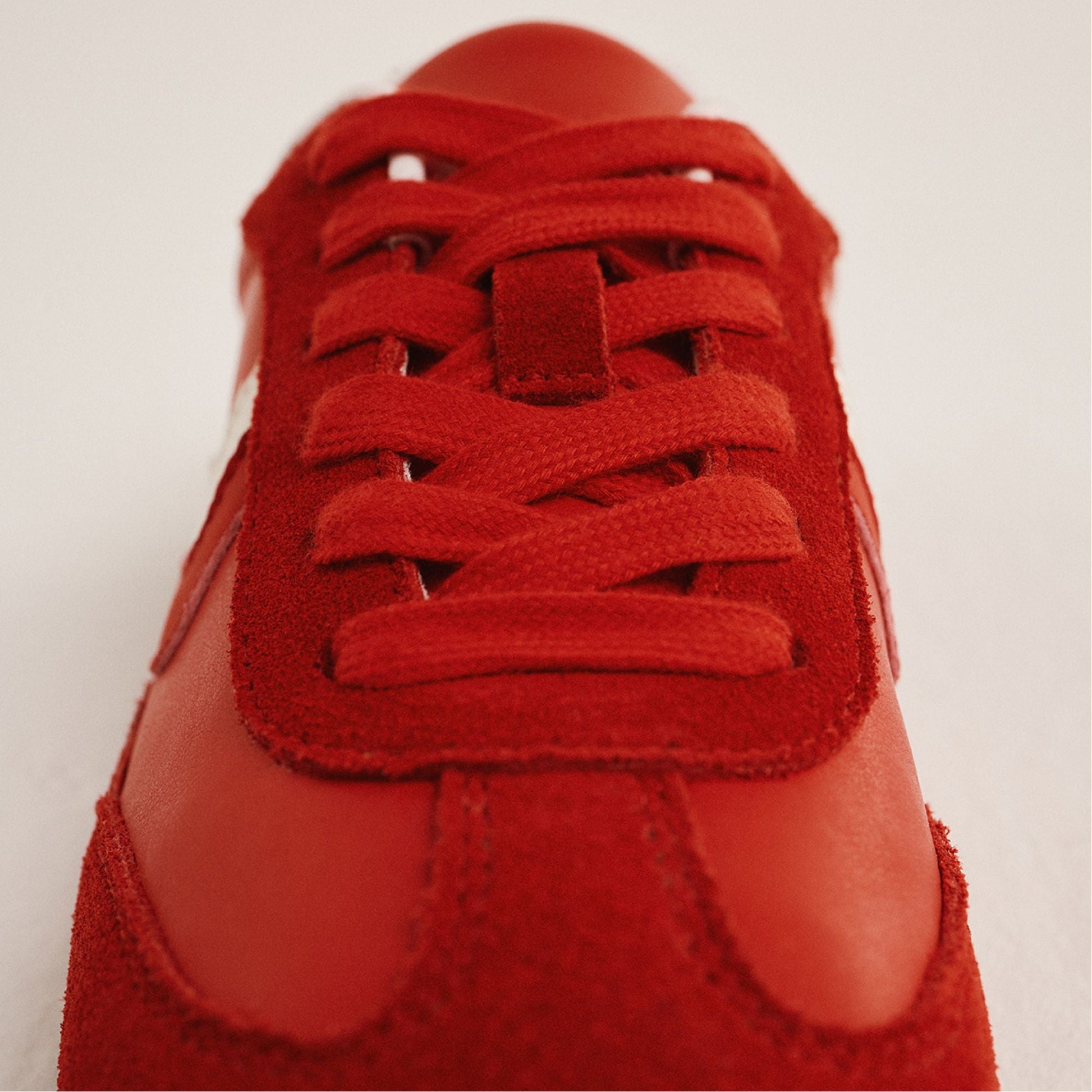 Coolchic in Open Red - Jogger sneaker - Open Red