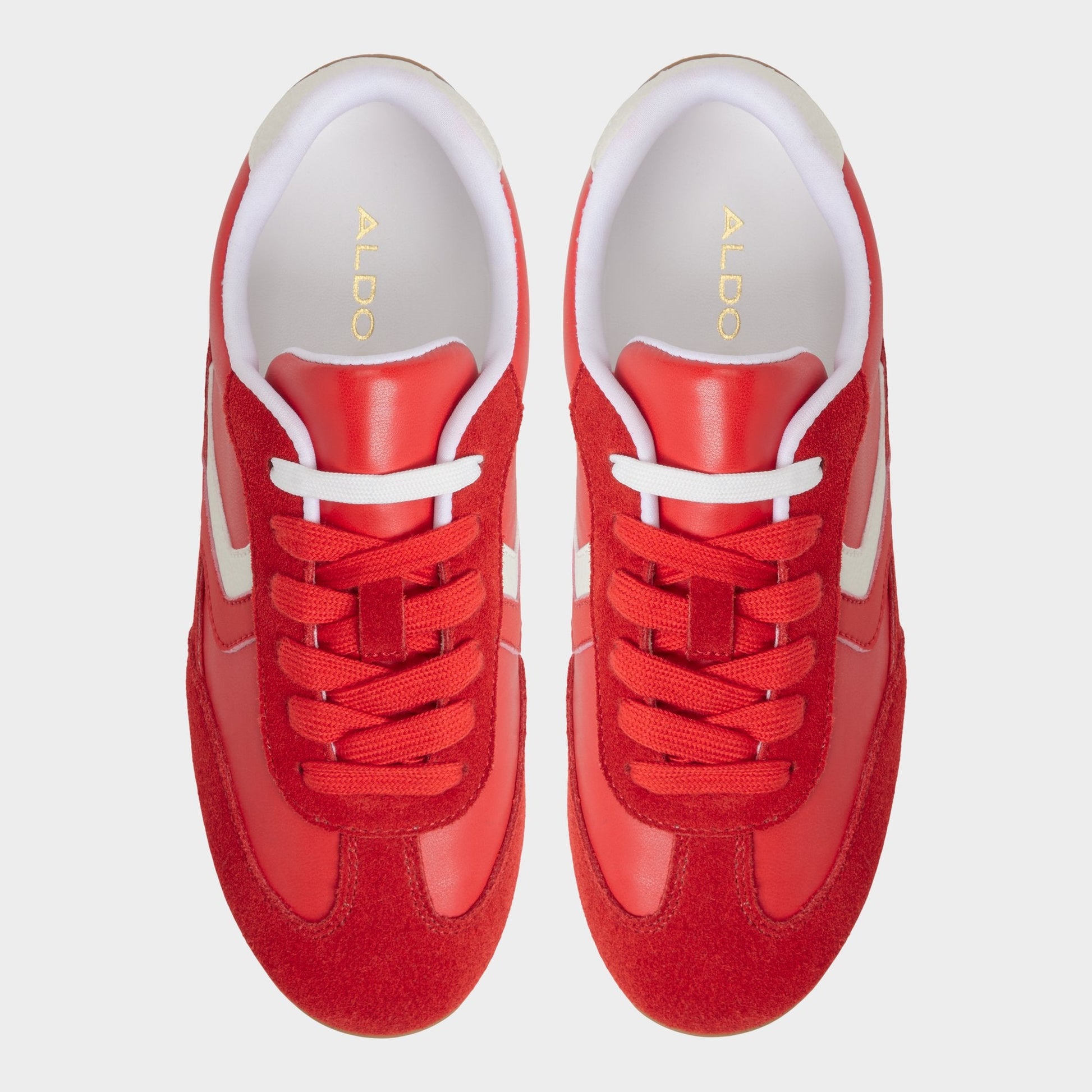 Coolchic in Open Red - Jogger sneaker - Open Red