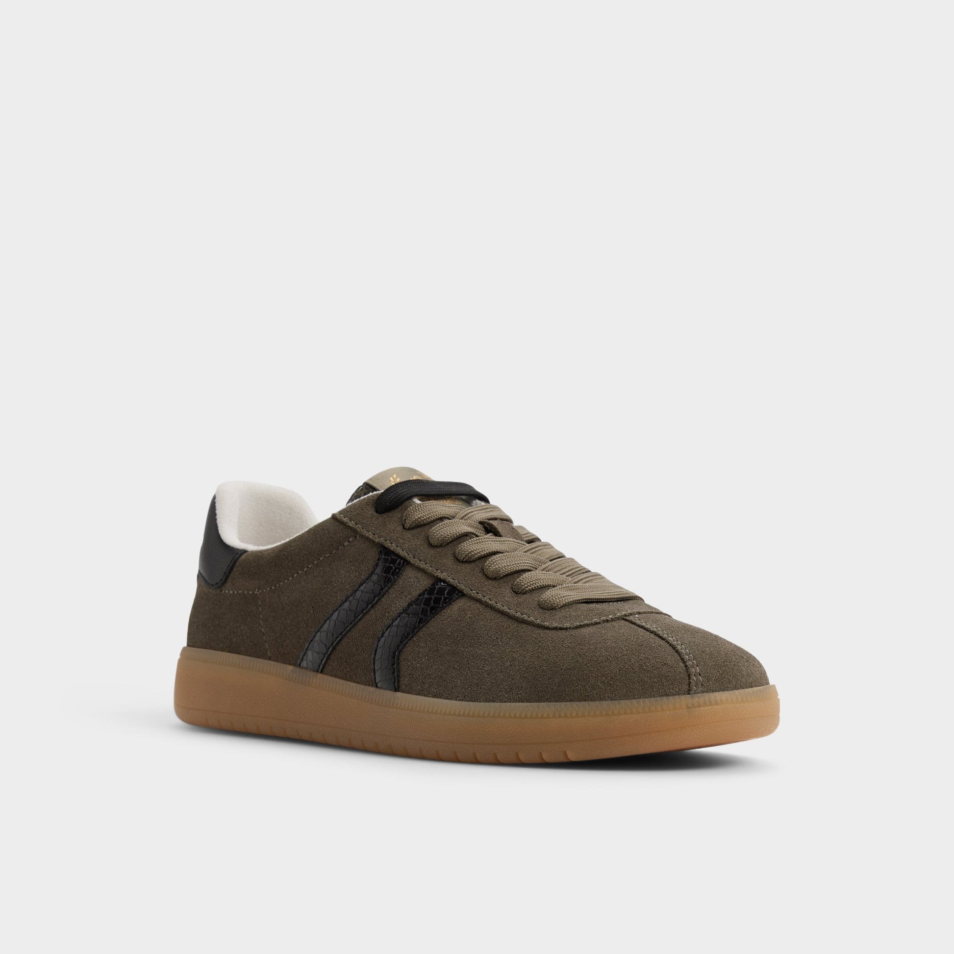 Chicsneaker in Olive - Low top sneaker, Cup sole - Olive