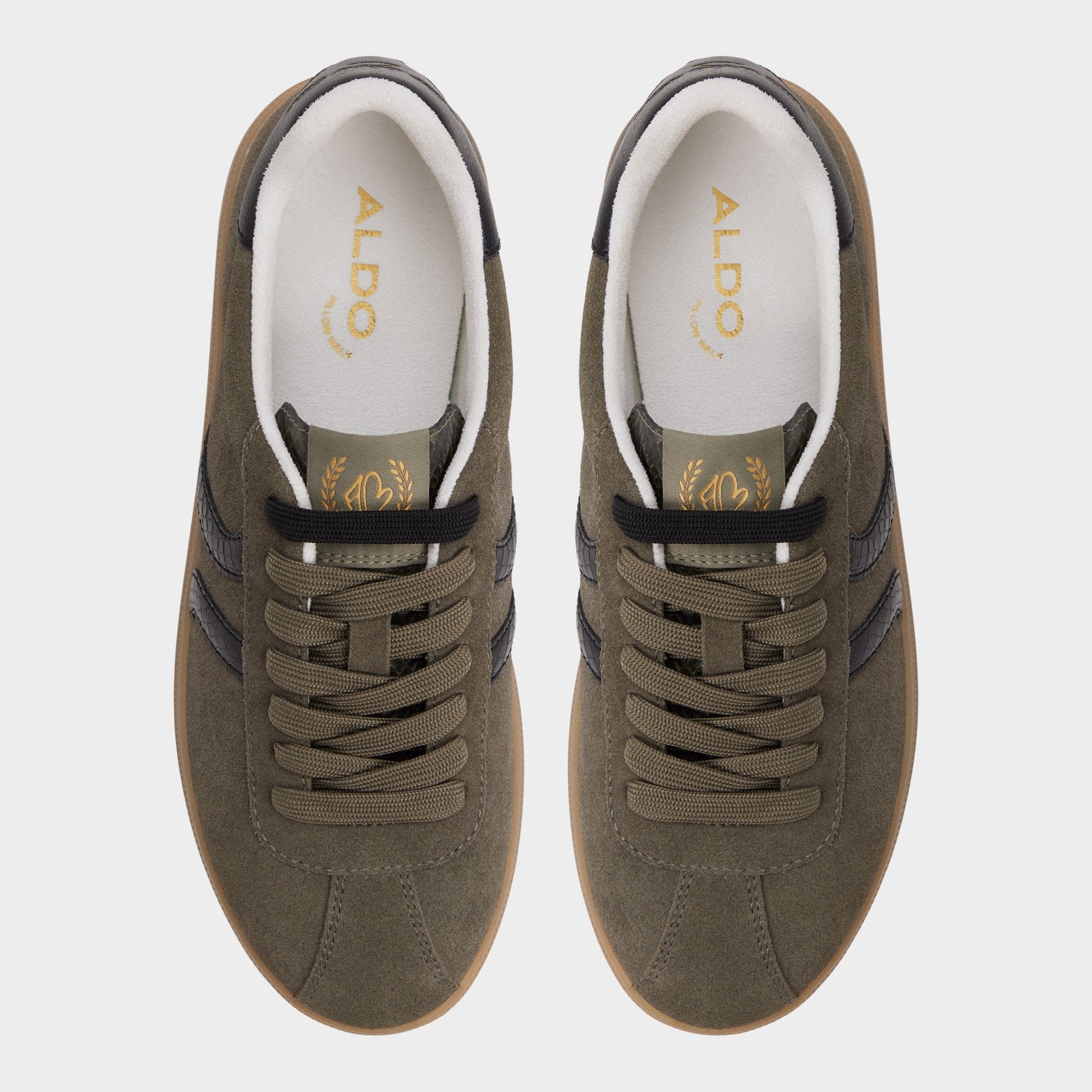 Chicsneaker in Olive - Low top sneaker, Cup sole - Olive