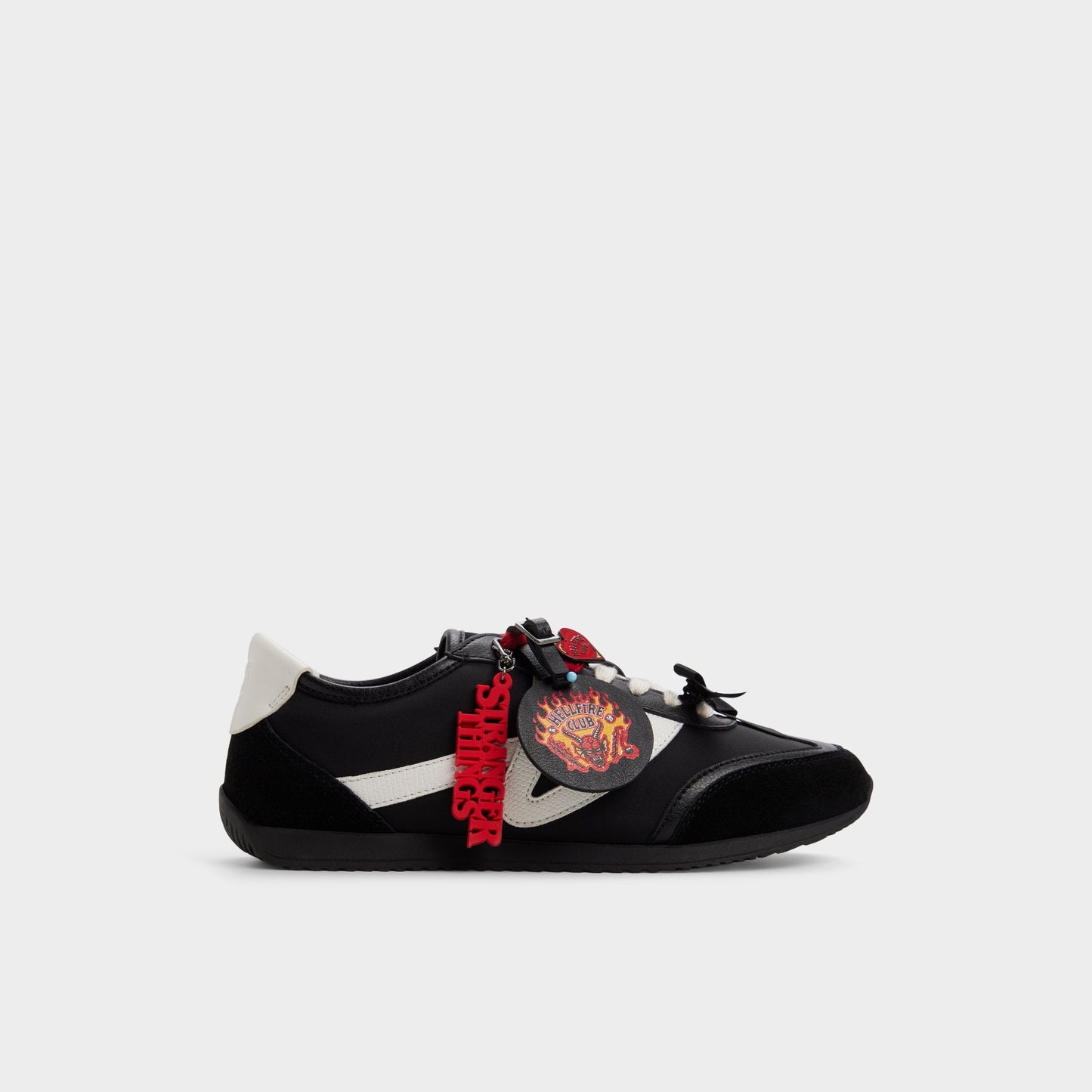 Hellfirelives in Black - Women's sneaker - Black