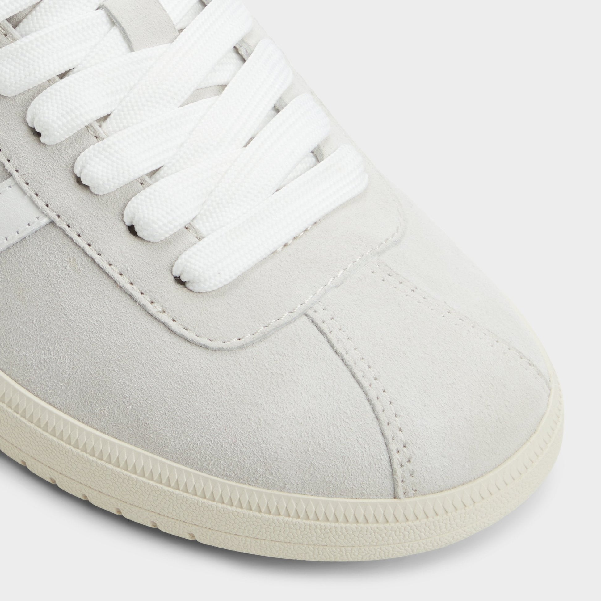 Chicsneaker Light Grey Women's Low top sneakers - Low top sneaker, Cup sole - Light Grey