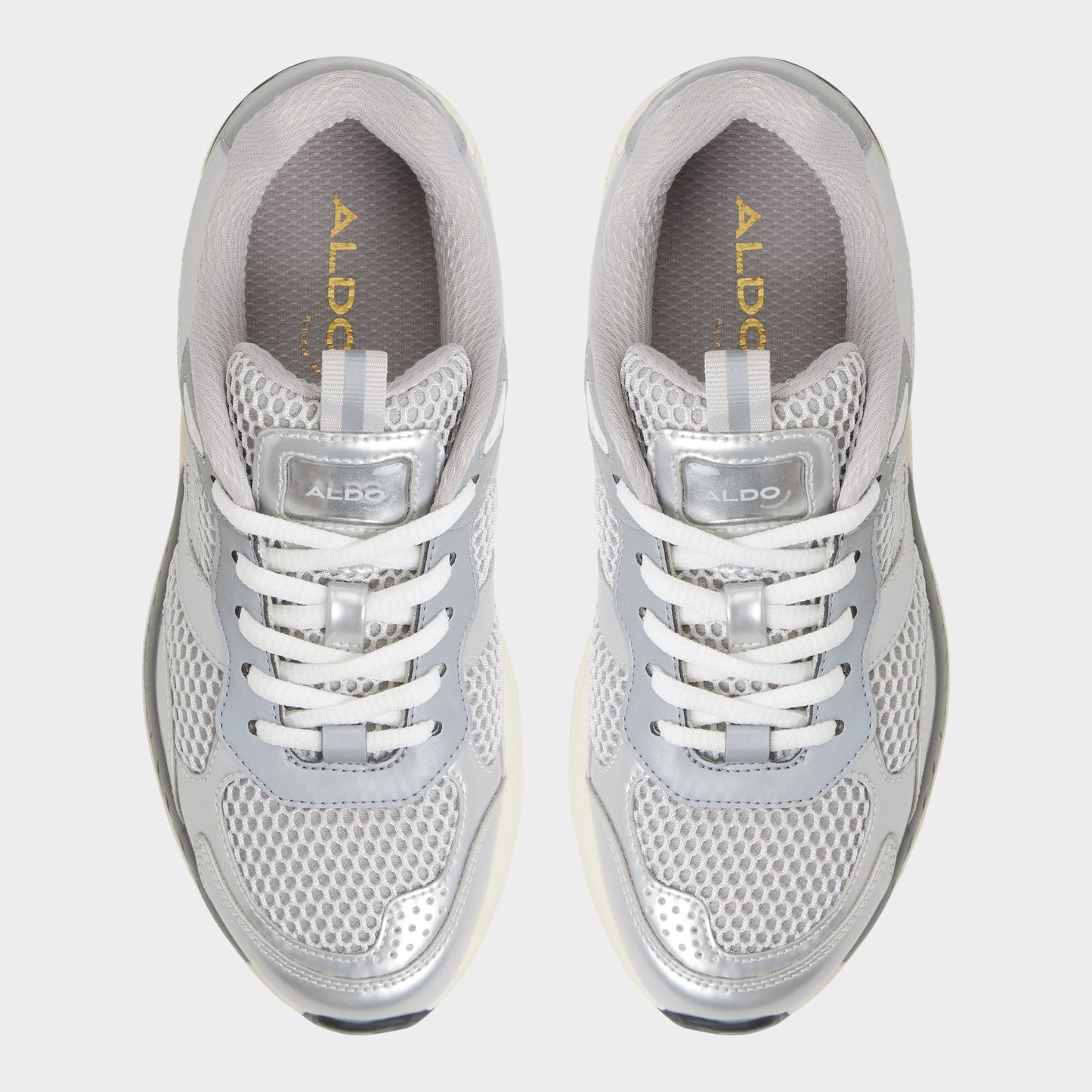 Pillowsnkr in L Silver - Jogger sneaker - Silver