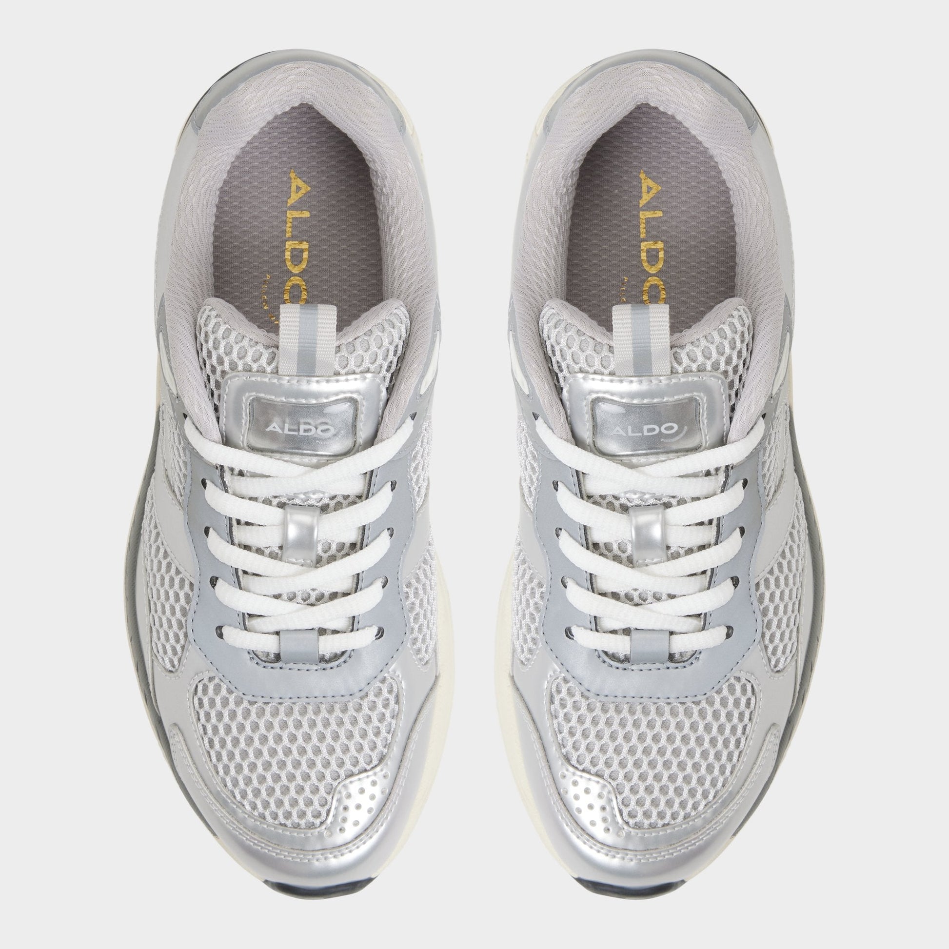 Pillowsnkr in L Silver - Jogger sneaker - Silver