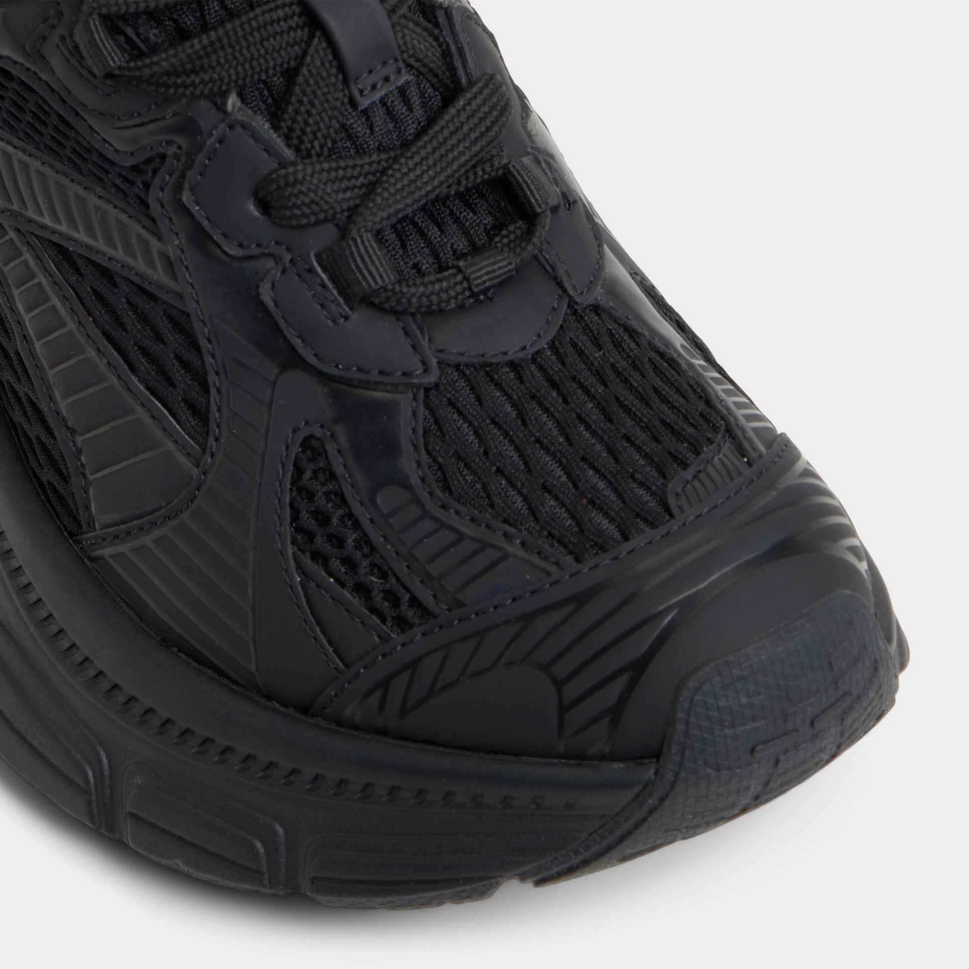 Powerplay in Black 14055008 - Sneaker, Jogger sole - Black