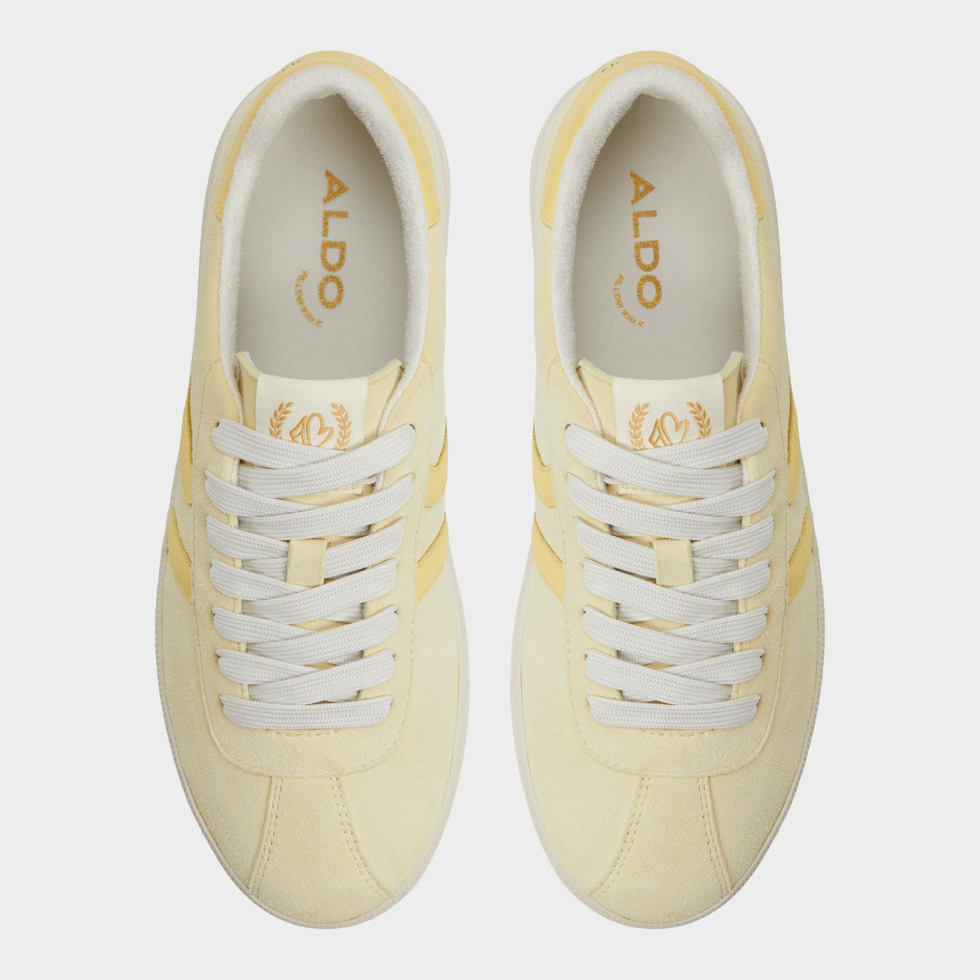 Chicsneaker Light Yellow Women's Low top sneakers - Low top sneaker, Cup sole - Light Yellow