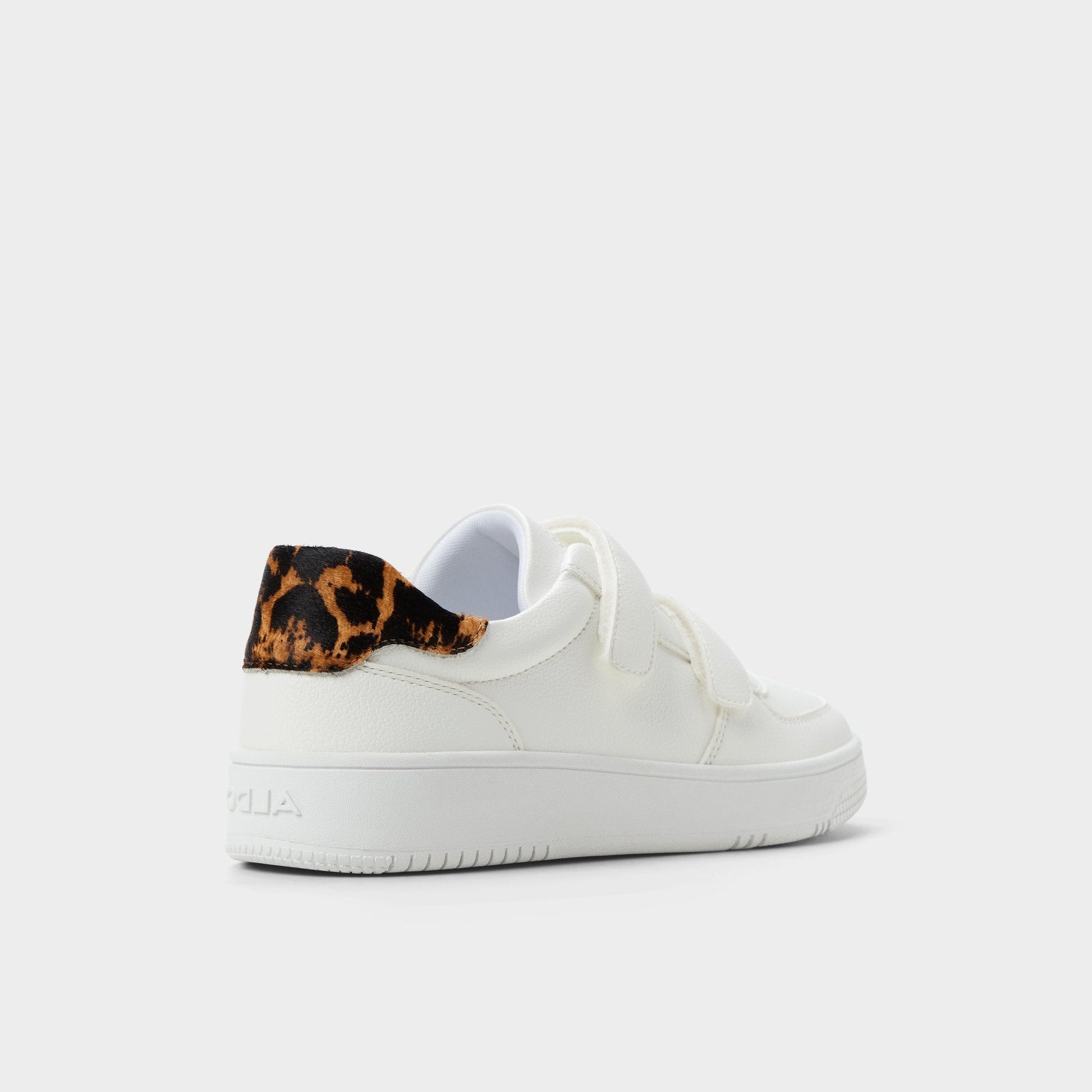 24-7kicks White Combo Women's Low top sneakers - Jogger sneaker, Platform - White Combo