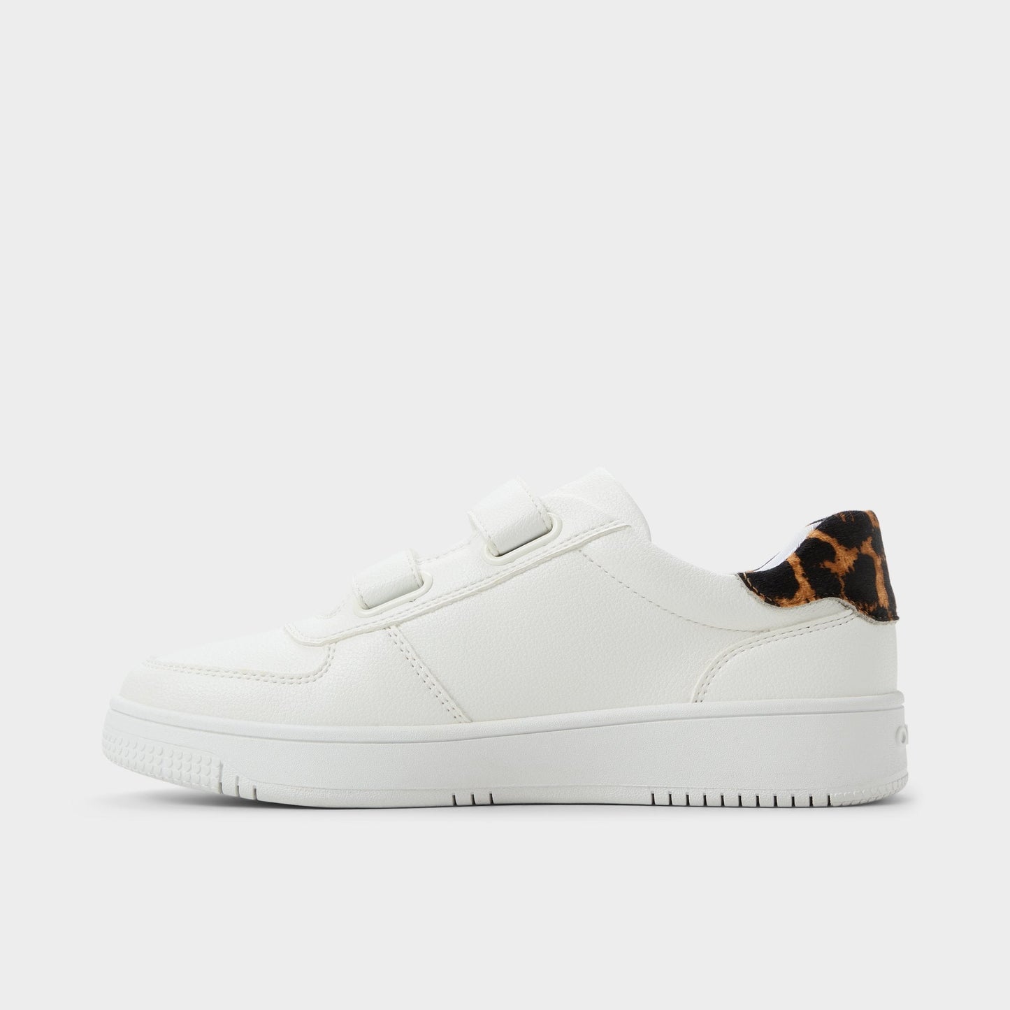 24-7kicks White Combo Women's Low top sneakers - Jogger sneaker, Platform - White Combo