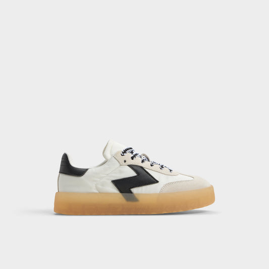 Retrostep White/Black Women's Low top sneakers - Low top sneaker, Jogger sole - White/Black