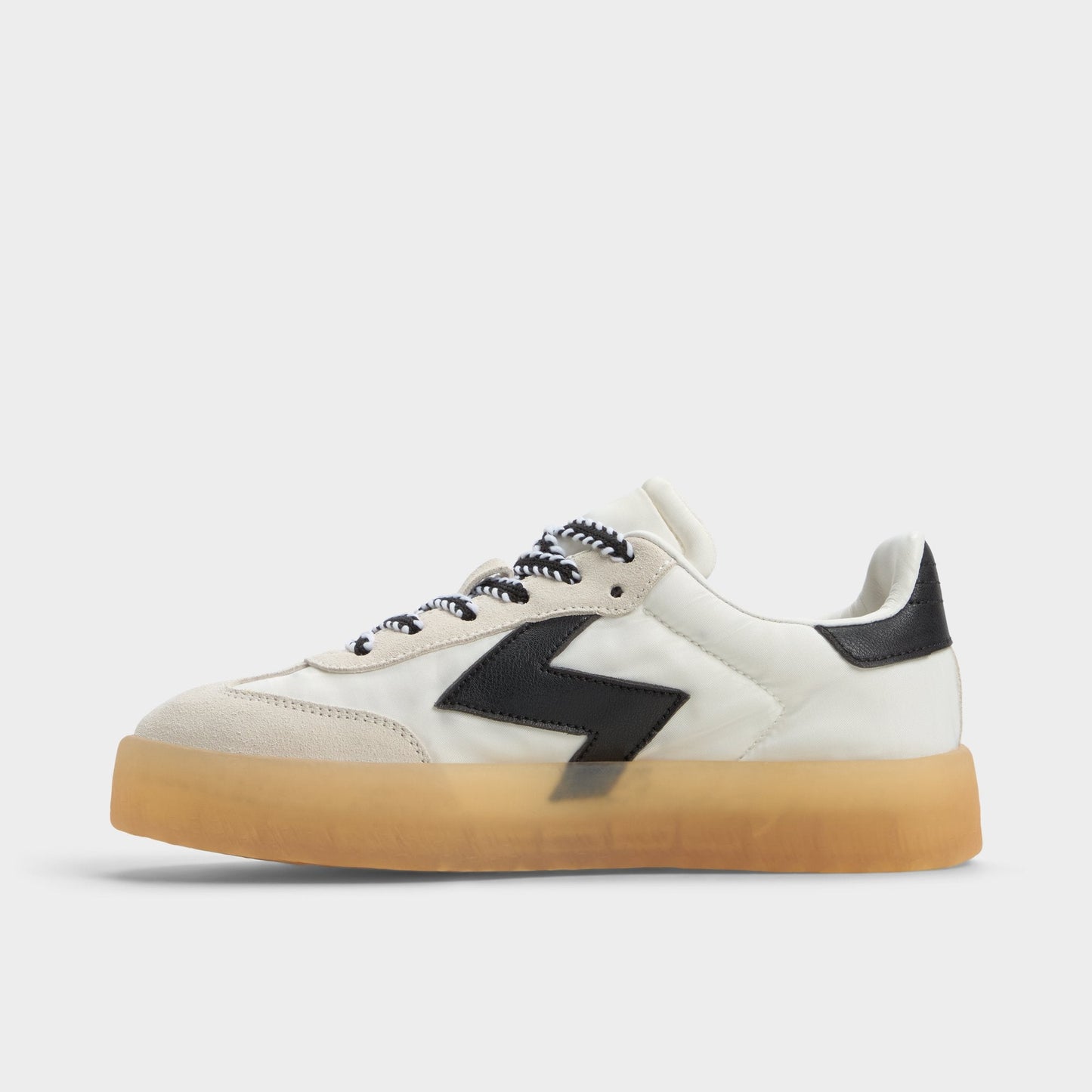 Retrostep White/Black Women's Low top sneakers - Low top sneaker, Jogger sole - White/Black