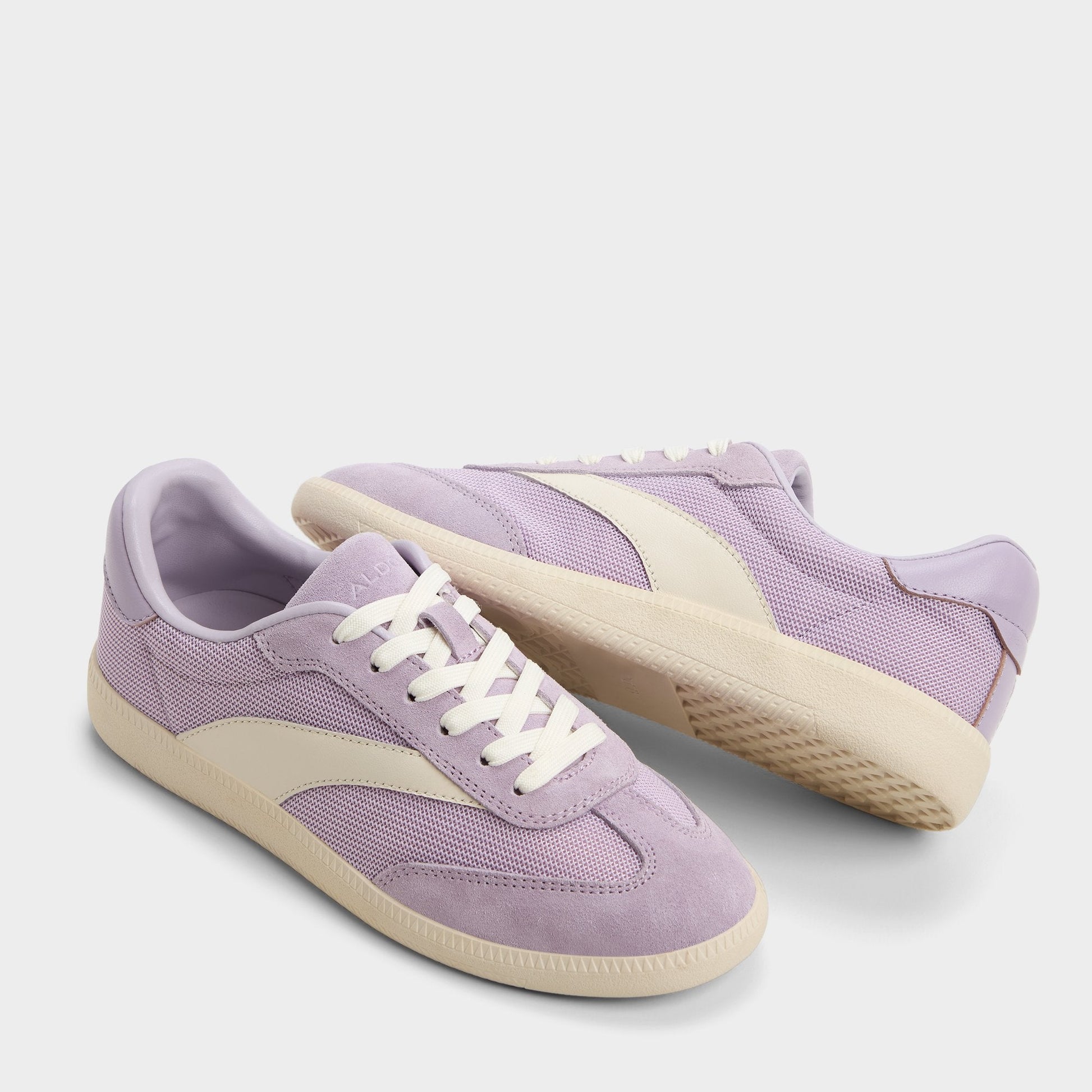 Clubstyle Light Purple Women's Low top sneakers - Jogger sneaker, Jogger sole - Light Purple