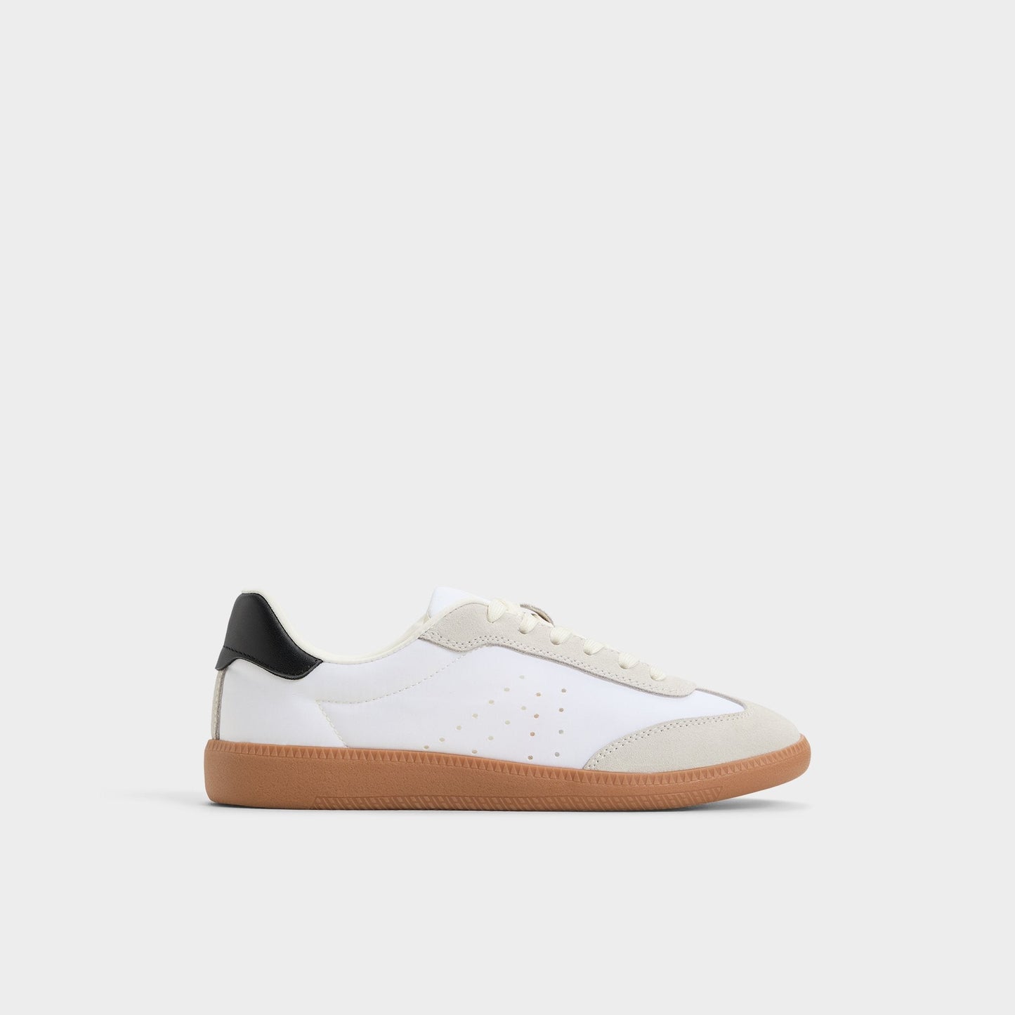 Clubstyle White/Black Women's Low top sneakers - Jogger sneaker, Jogger sole - White/Black