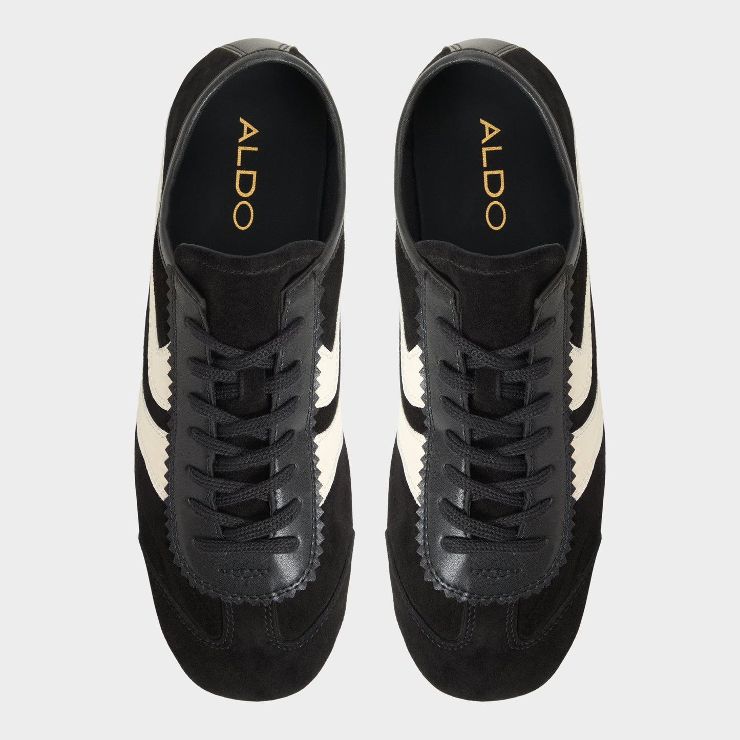 Adrelya in Black - Jogger sneaker, Jogger sole - Black