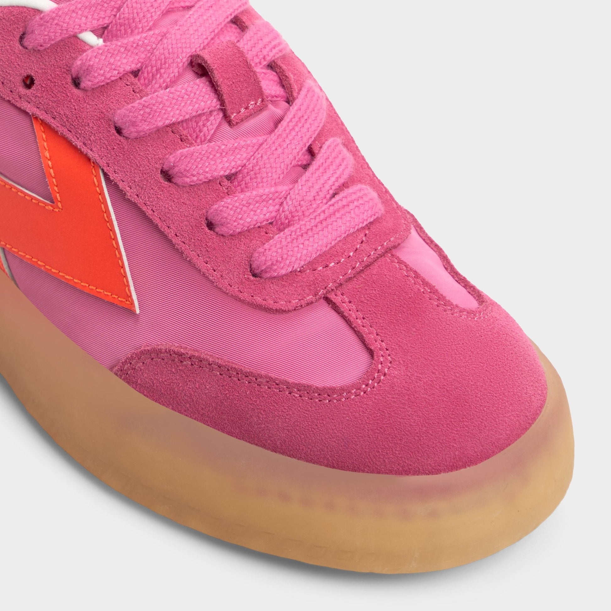Retrostep Bright Pink Women's Low top sneakers - Low top sneaker, Jogger sole - Bright Pink