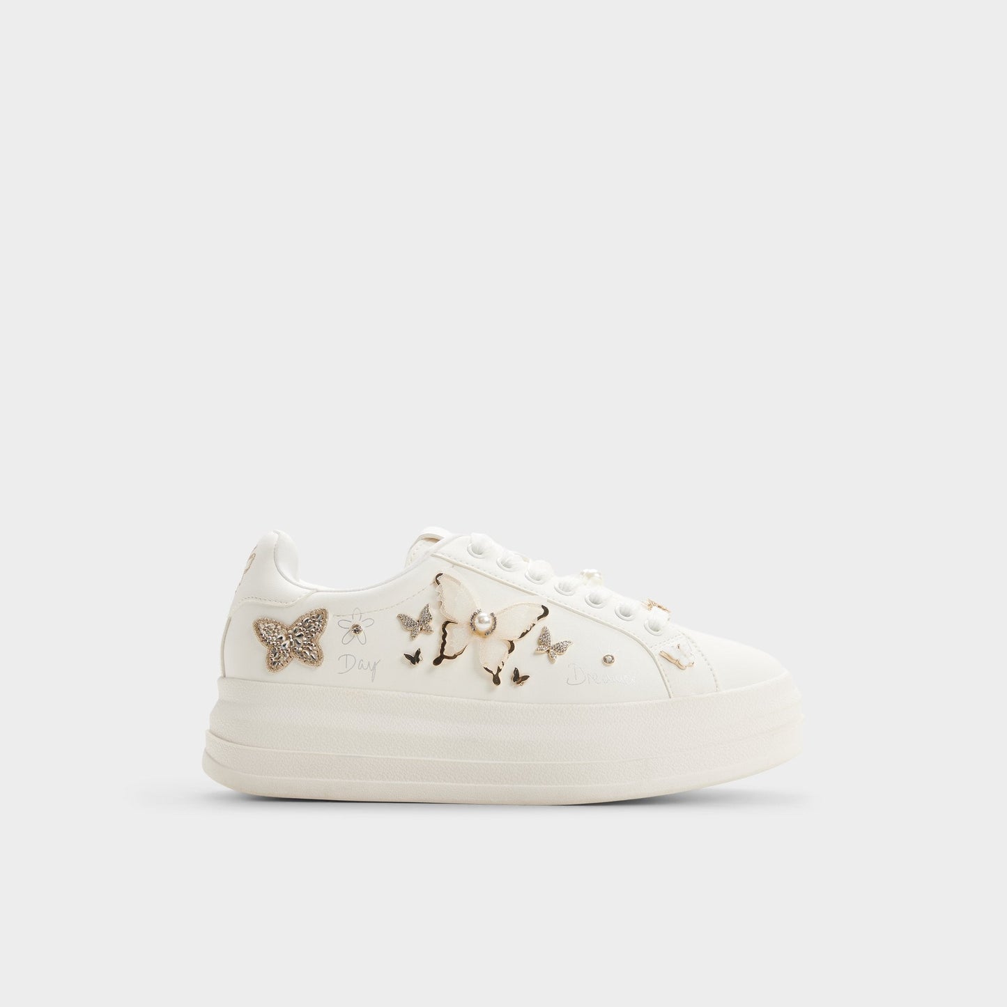 Pearlwing2 in White - Sneaker, Jogger sole - White