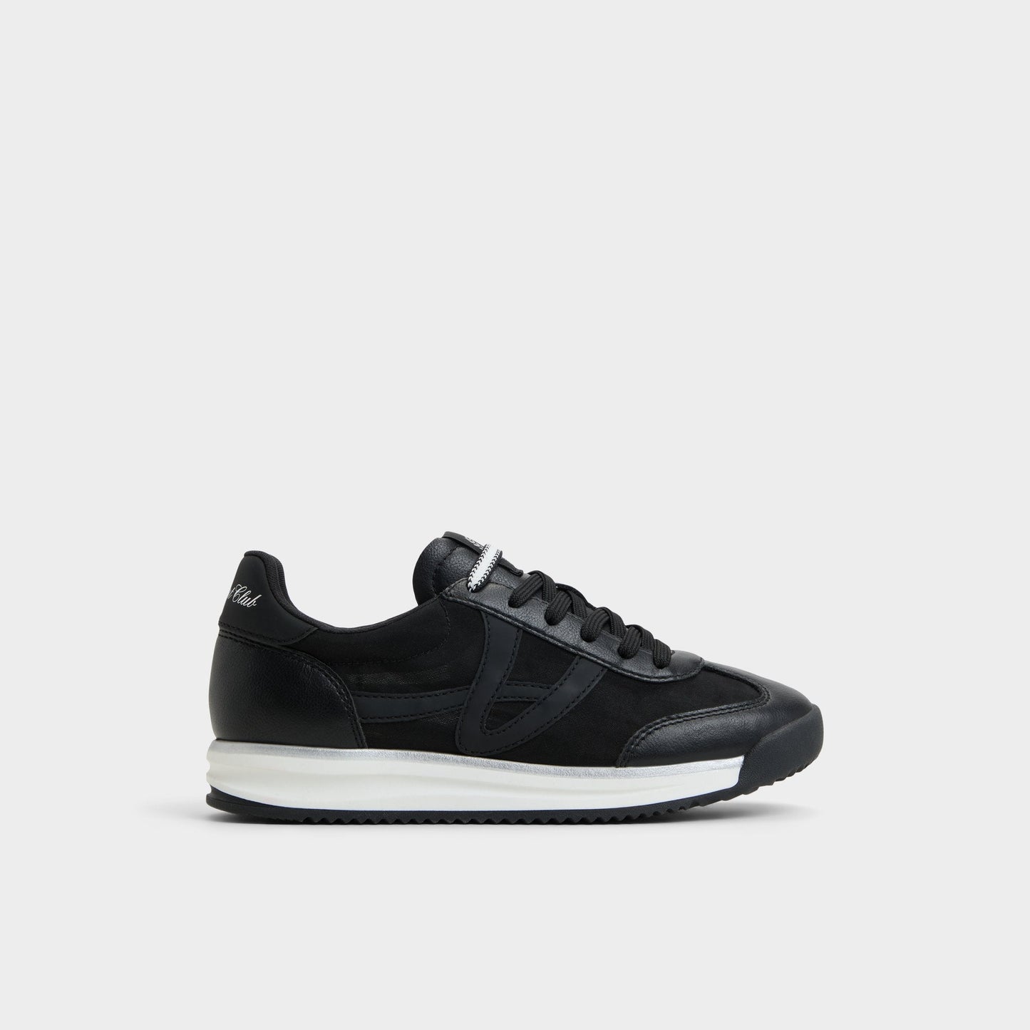 Stepcount Black Women's Low top sneakers - Jogger sneaker, Jogger sole - Black