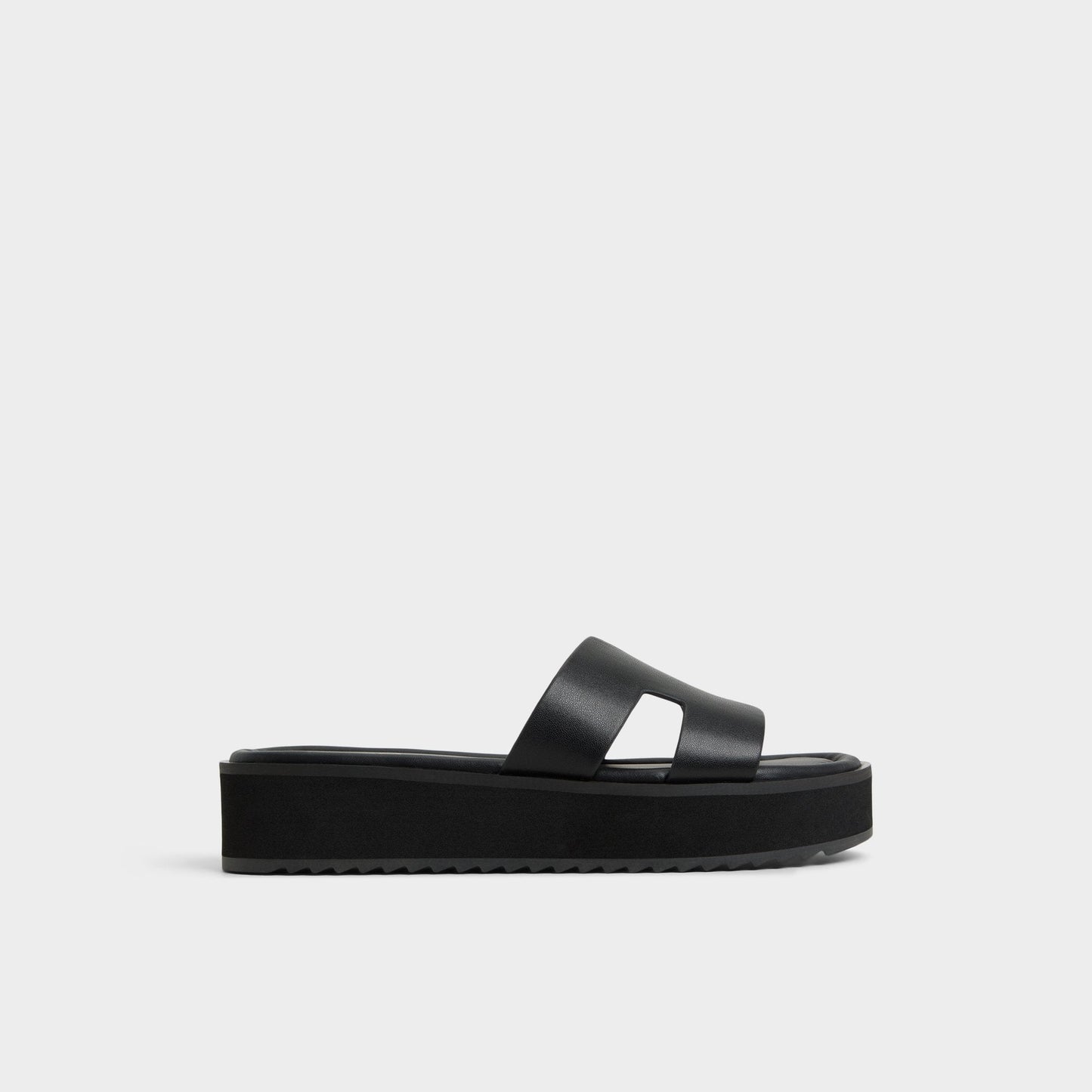 Anayelie in Black - Slide sandal, Platform - Black
