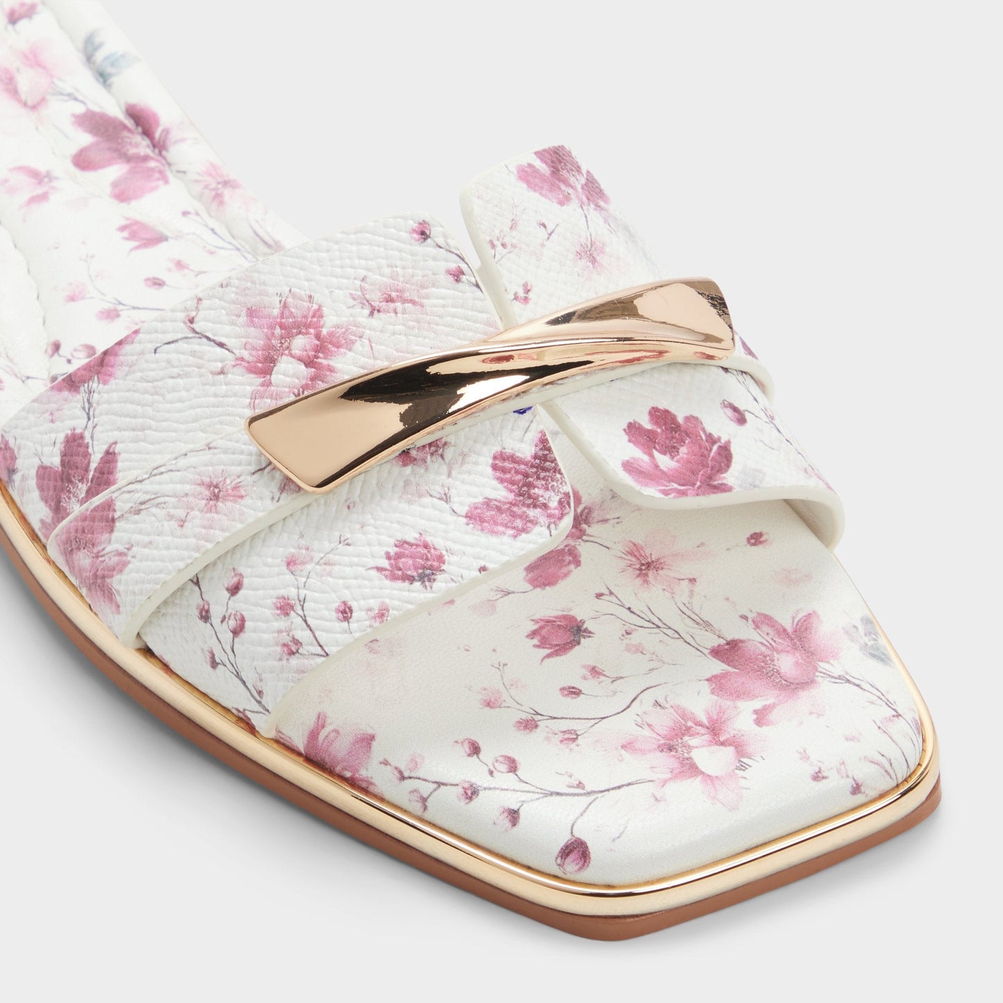 Darlina in White Combo - Slide sandal - White combo