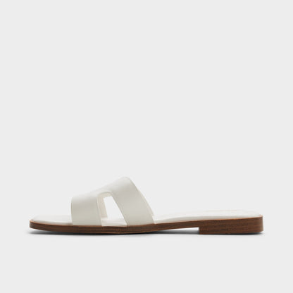 Itsandalb in White - Slide sandal - White