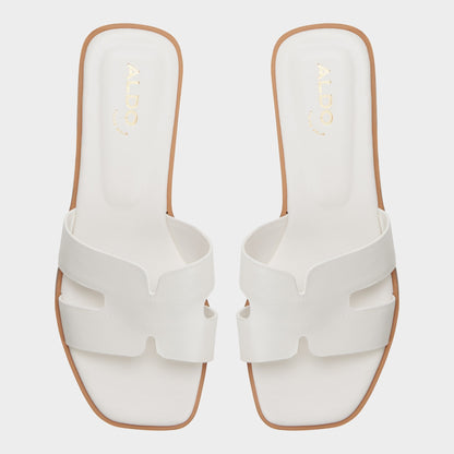 Itsandalb in White - Slide sandal - White