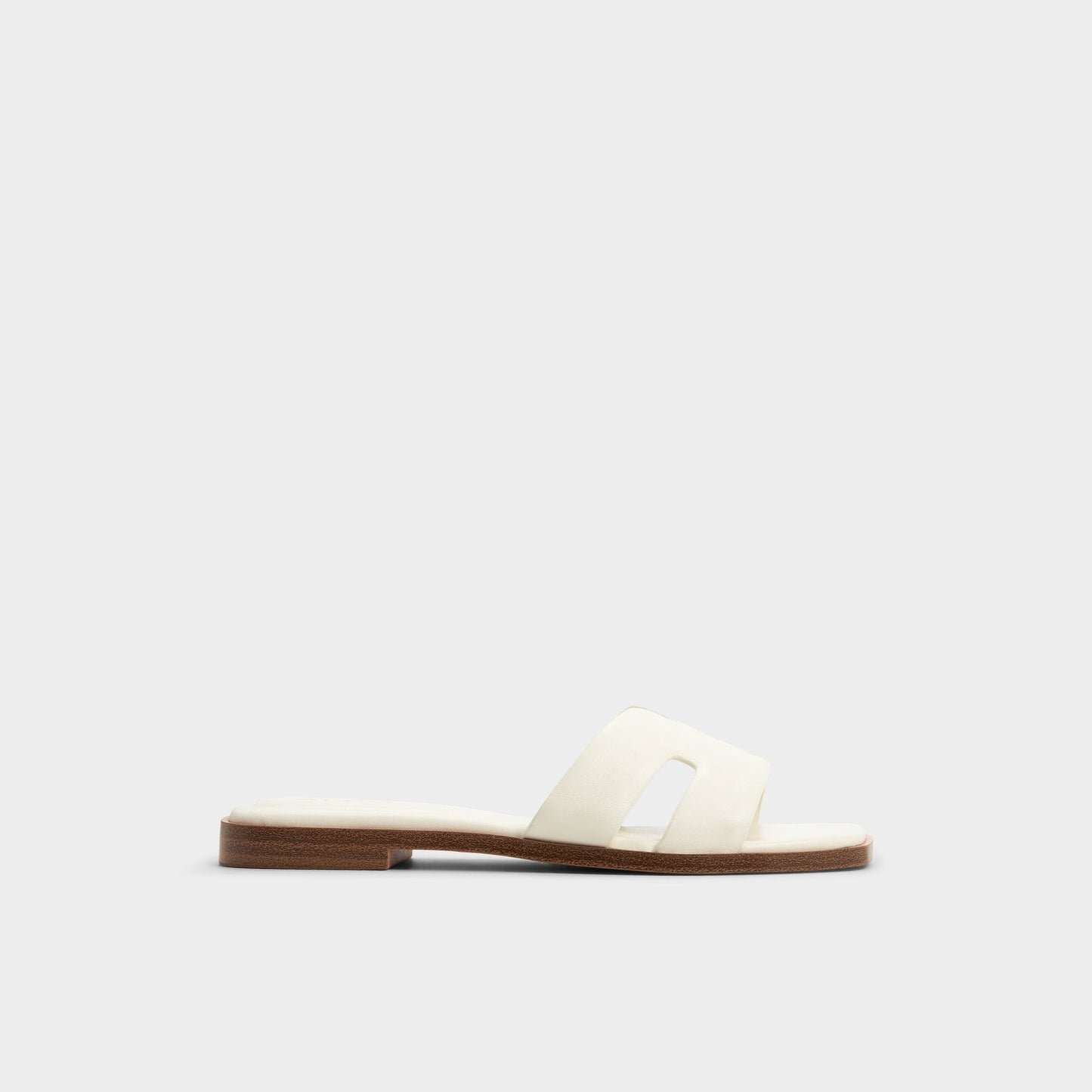 Itsandal White Women's Flats - Slide sandal - White