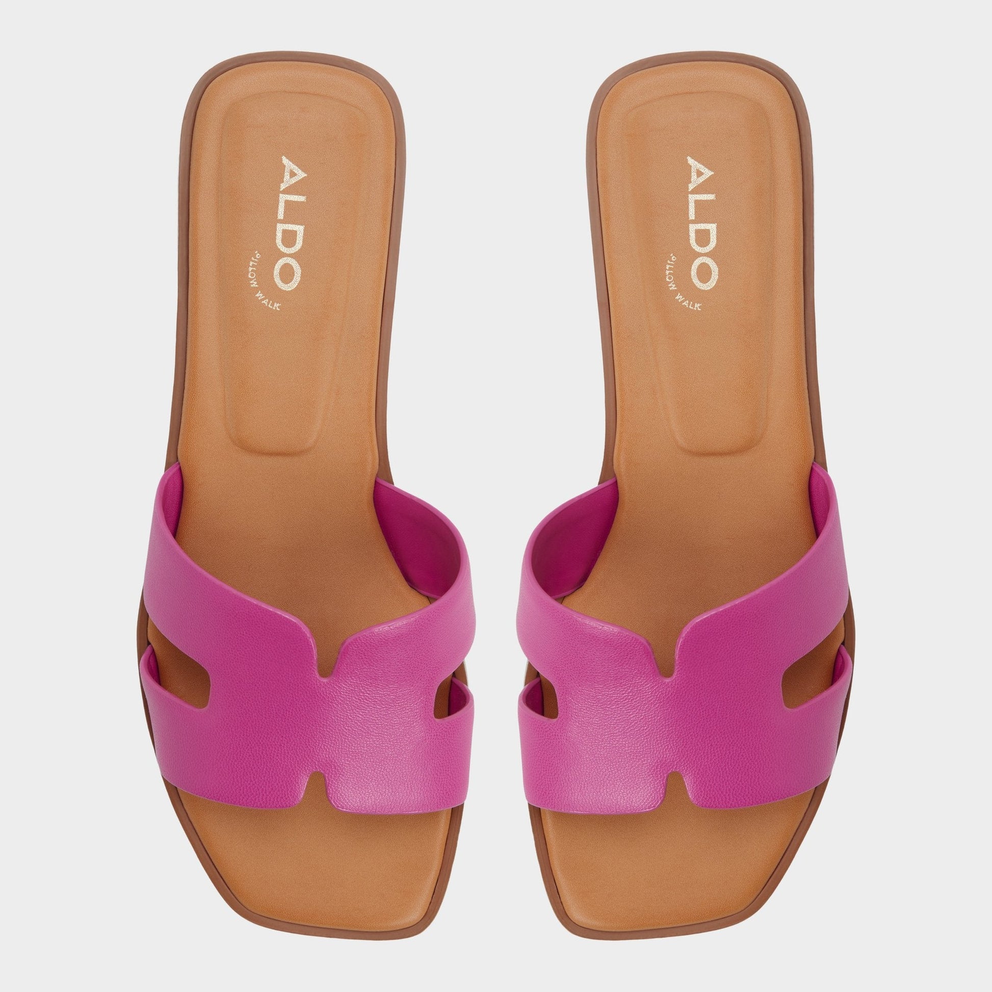 Itsandal in Dark Pink - Slide sandal - Dark pink