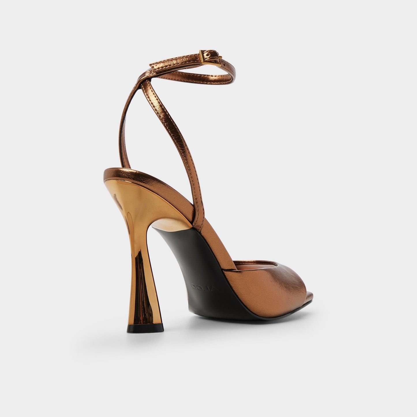 Alisonn in Bronze -  - Bronze