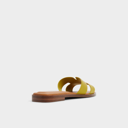 Itsandal in Other Yellow - Slide sandal - Other yellow