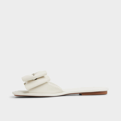 Bowetta in Other White - Slide sandal - Other white