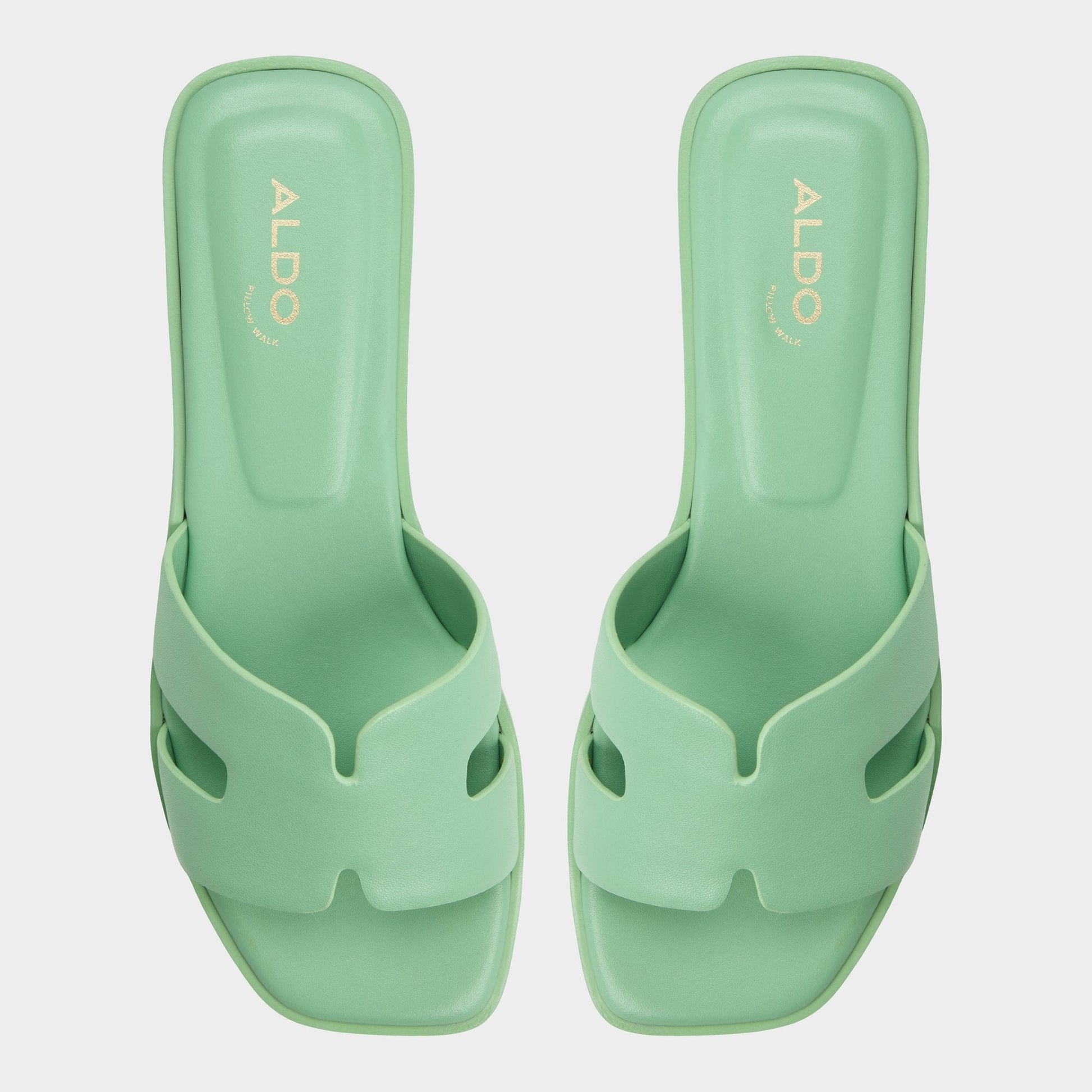 Itsandal Medium Green Women's Flats - Slide sandal - Medium green