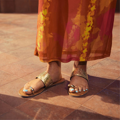 Beachwalk Gold Women's Iridescent metallics - Slide sandal - Gold