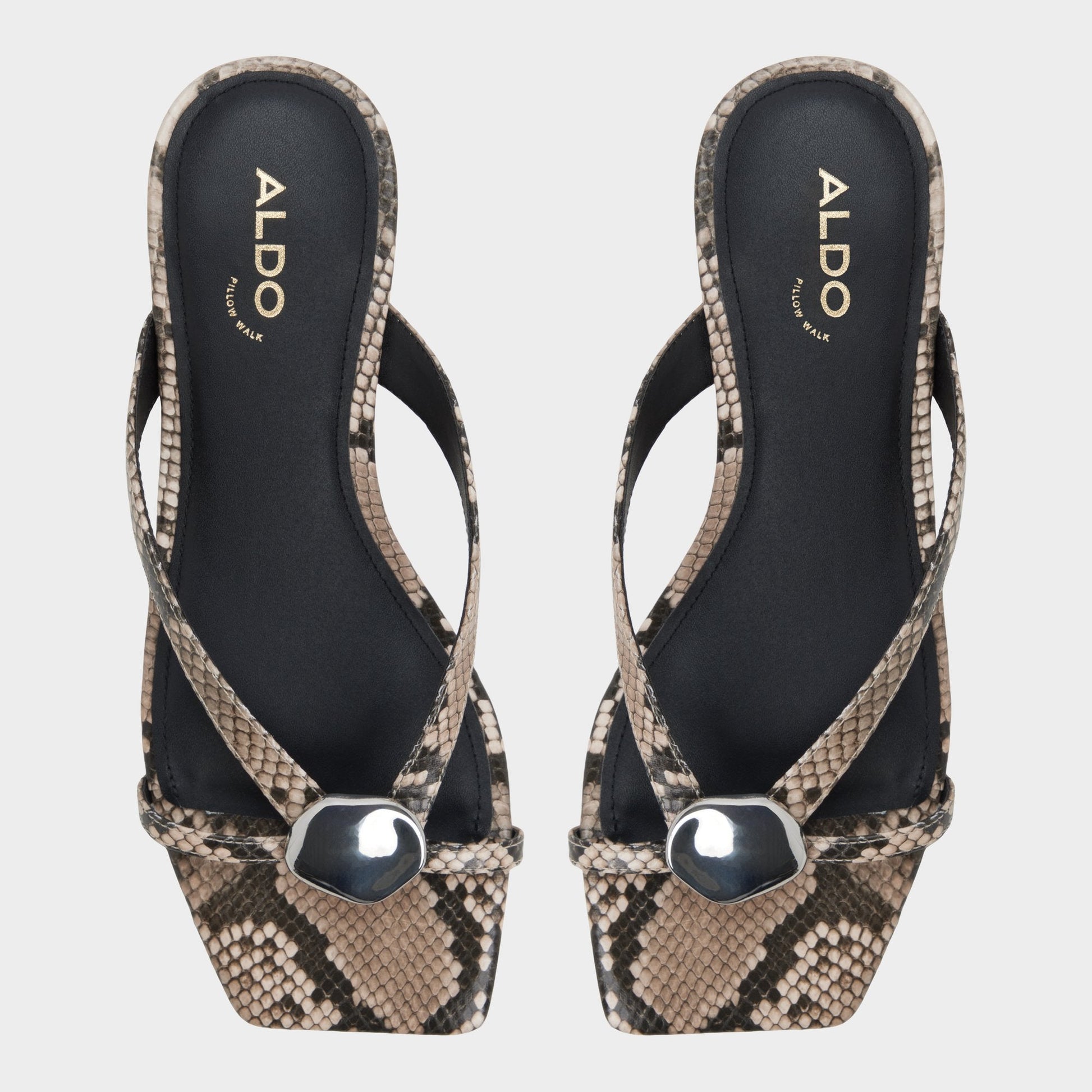 Iliria White/Black Women's Flats - Slide sandal - White/black