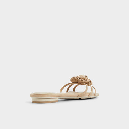 Wildbloom Sand Women's Travel essentials - Strappy flat sandal - Sand