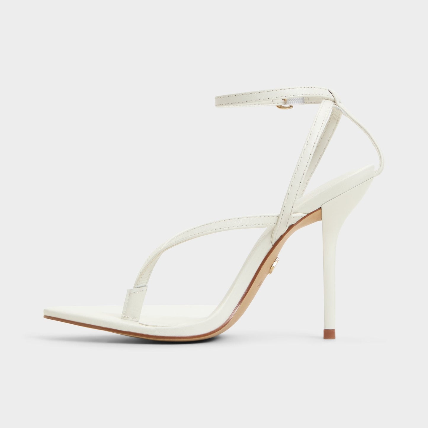 Abyfindley White/Bone Women's Strappy sandals - Heeled flip flop - White/Bone