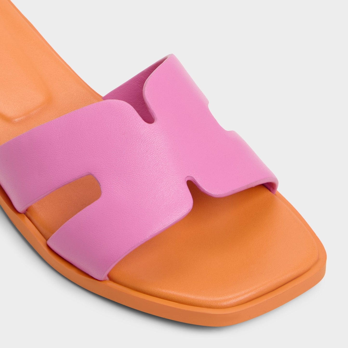 Itsandal Bright Pink Women's Flats - Slide sandal - Bright Pink