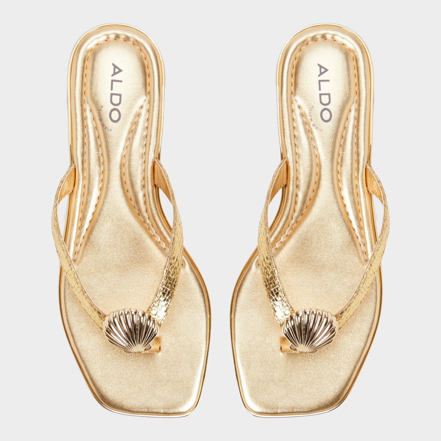 Conchiglia Gold Women's Flats - Flip flop - Gold