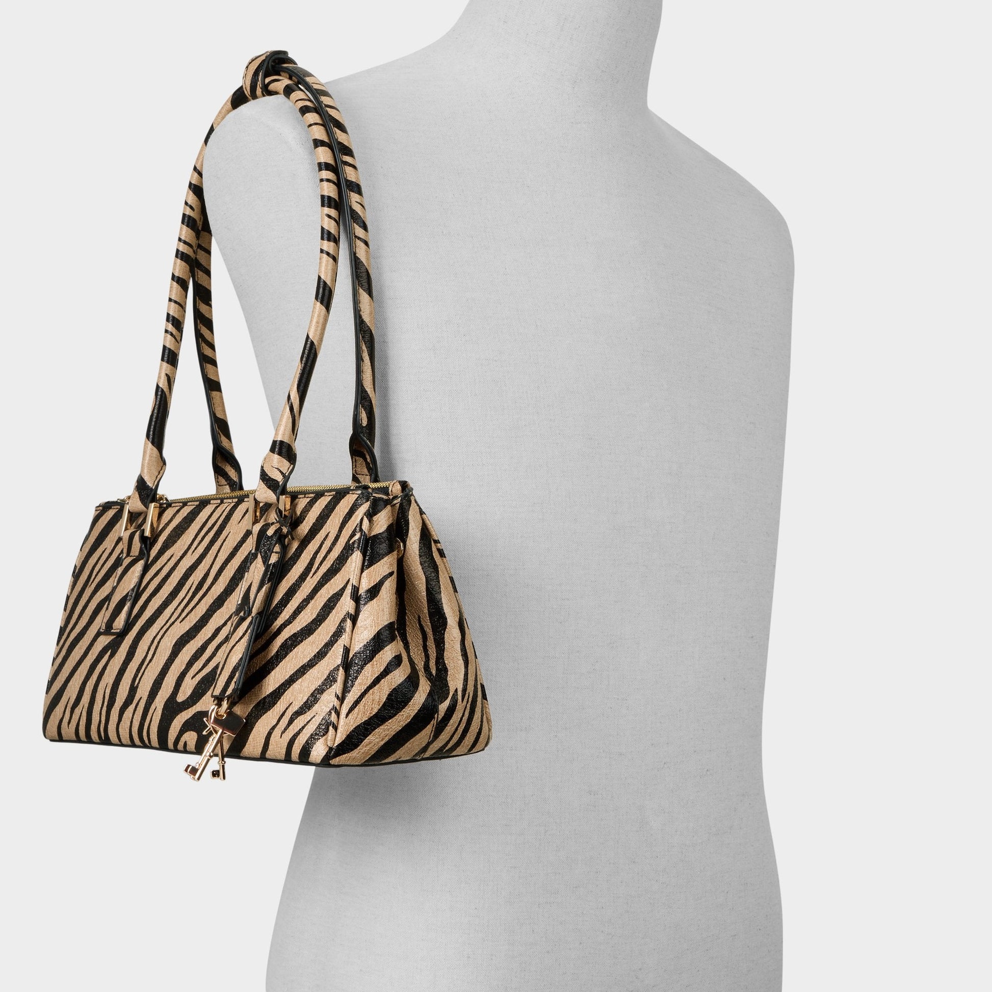Minarelaa in Open Miscellaneous - Shoulder bag - Open miscellaneous