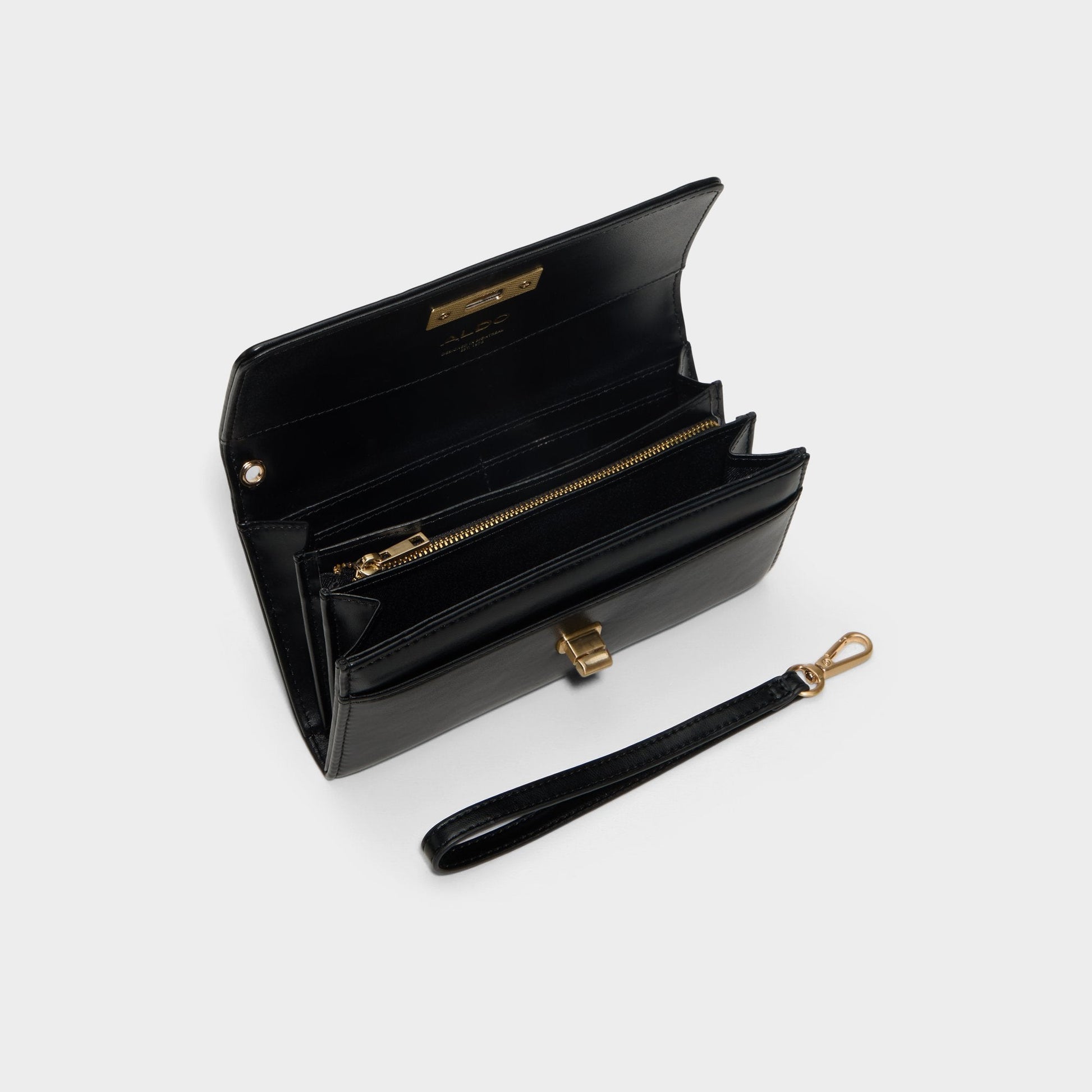 Felicianaa in Black - Wallet - Black