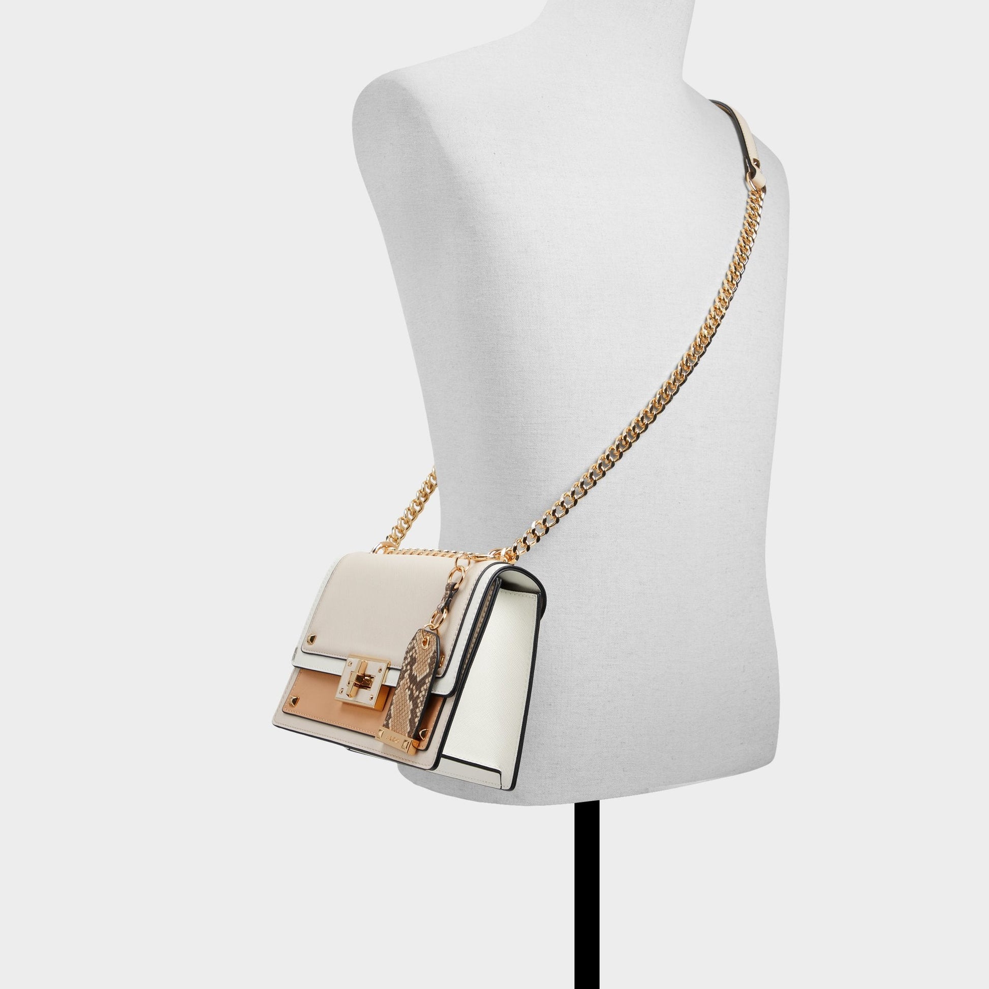 Byworthh in Other Beige - Crossbody bag - Other beige