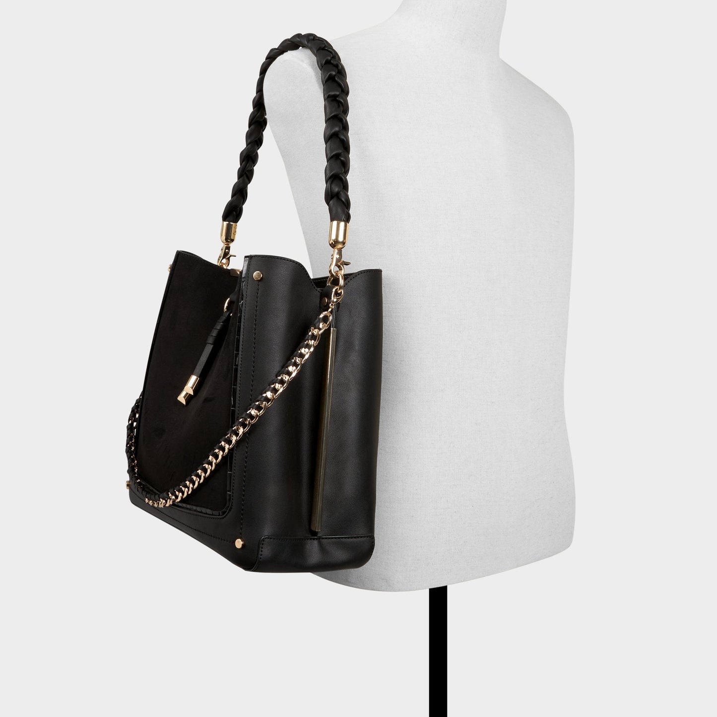 Nalaynaa in Black - Bucket bag - Black