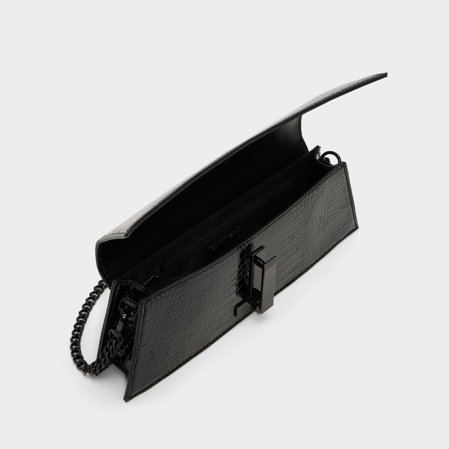 Mmychaelaa in Black - Clutch - Black