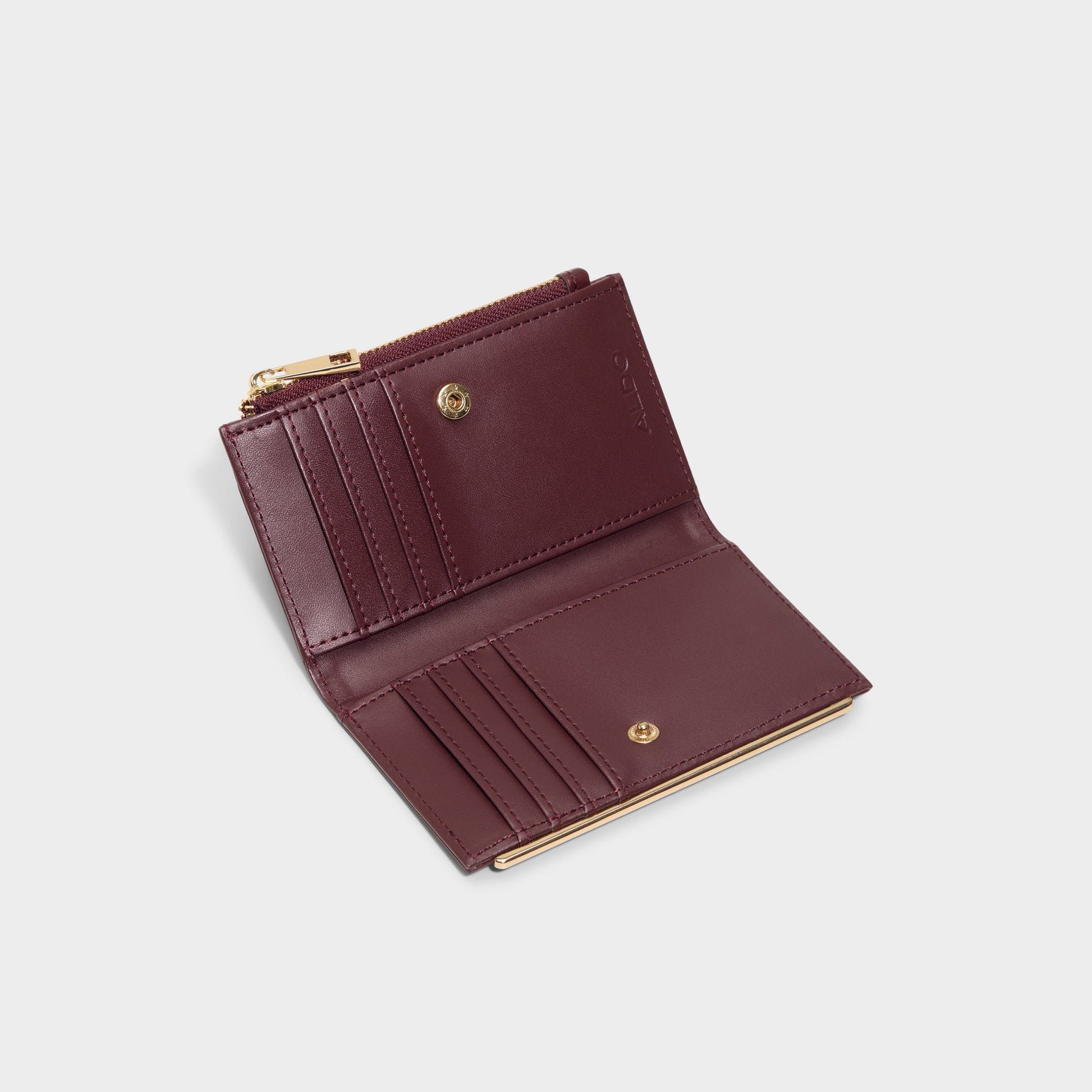 Mereclyaa in Dark Red - Wallet - Dark red