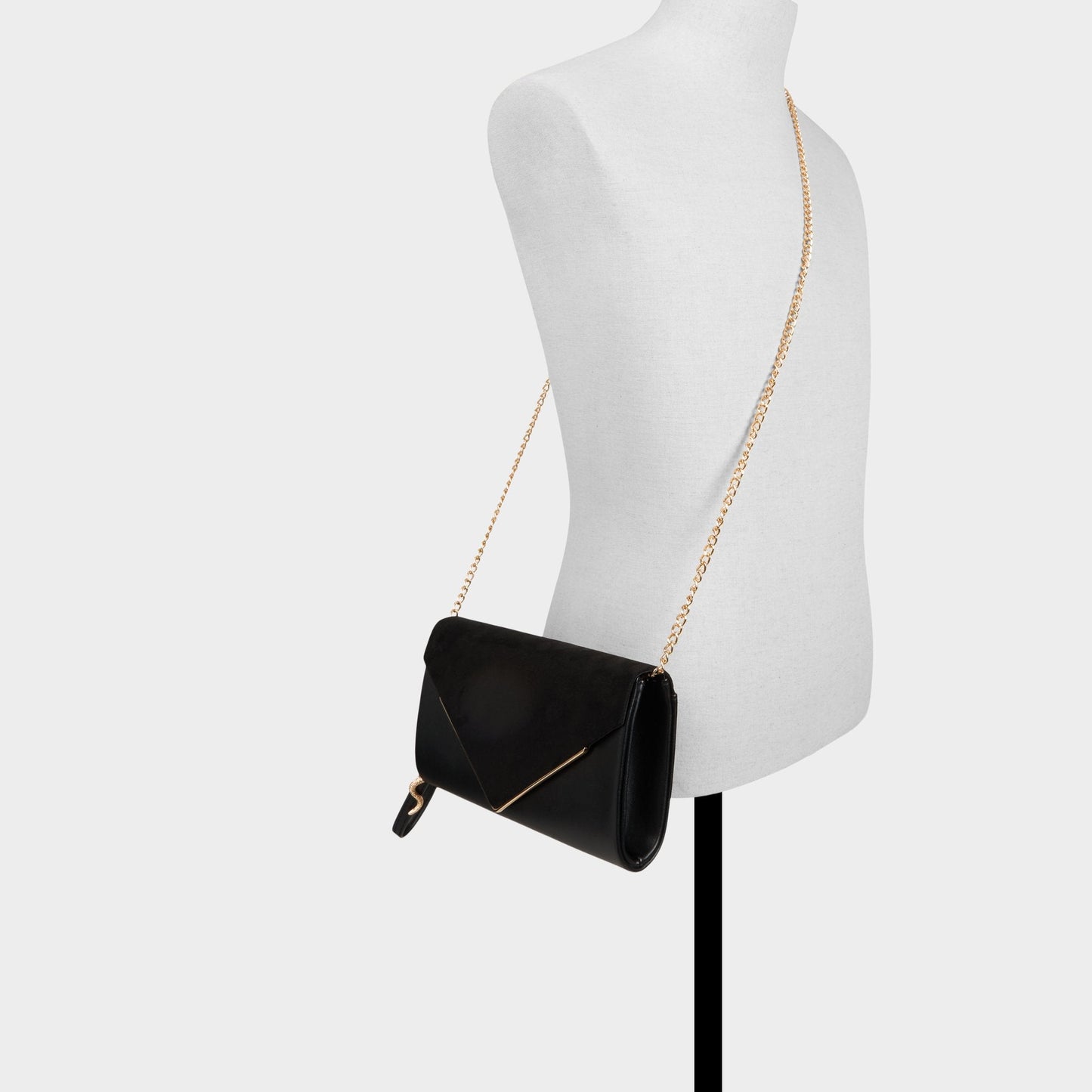 Serpantee in Black - Clutch - Black