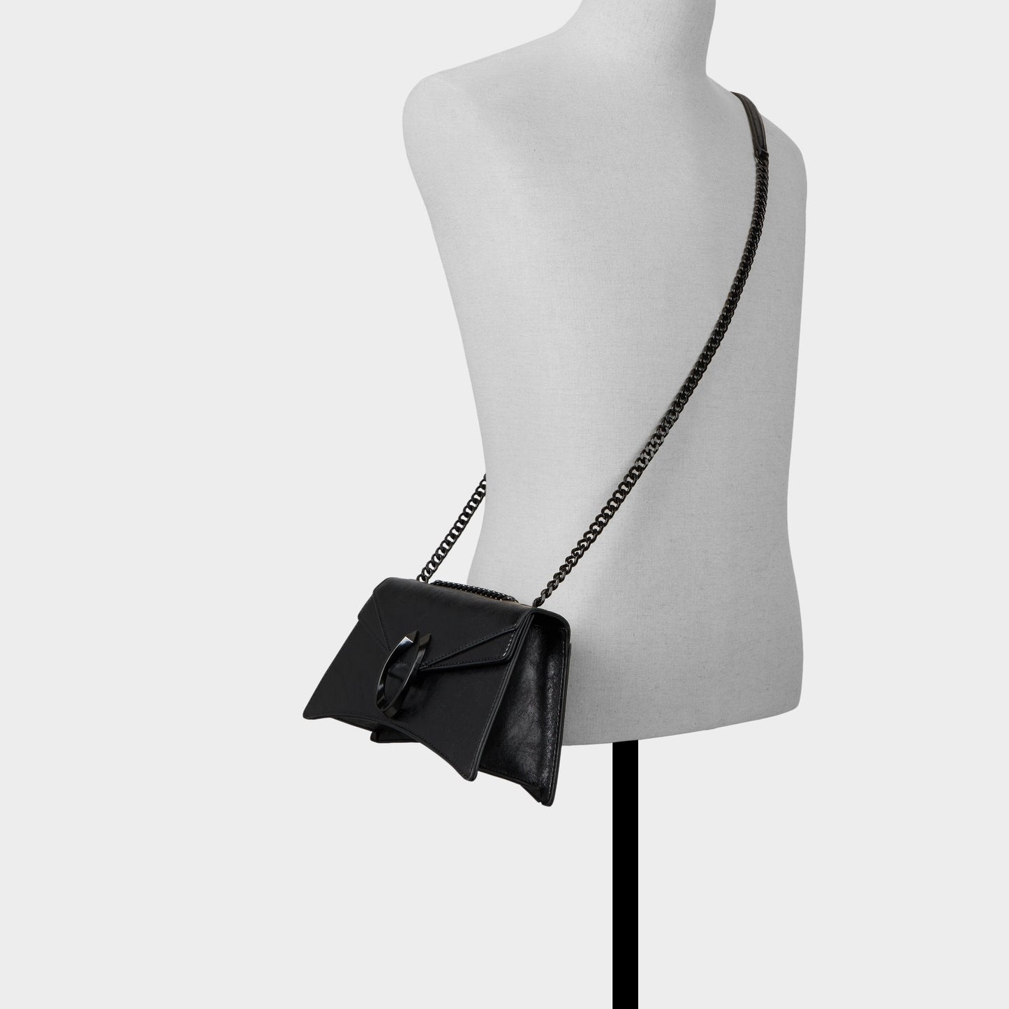 Forturaa in Black Black - Crossbody bag - Black/black